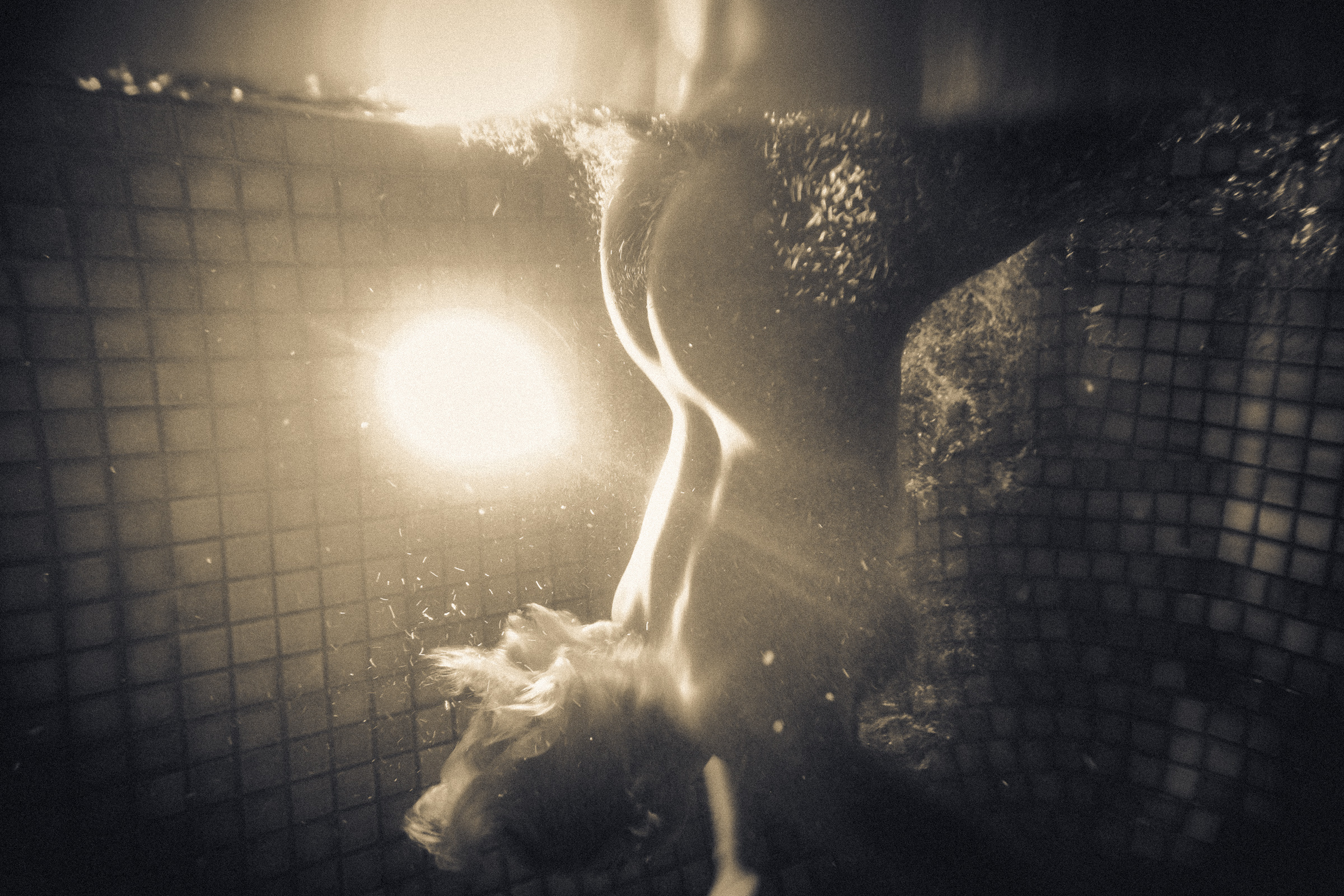 stefania-nightswimming-58-mPvBfE5z