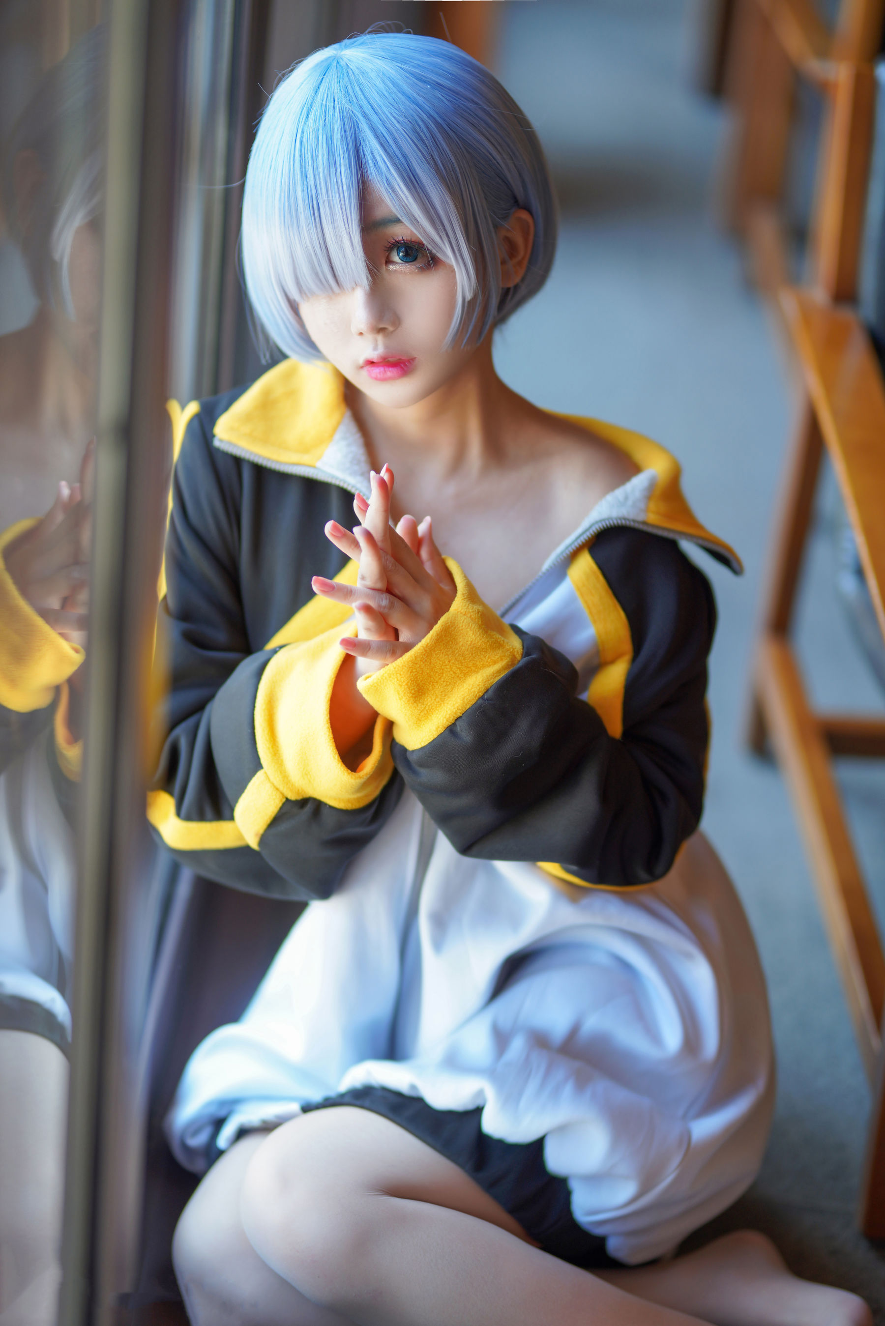 11