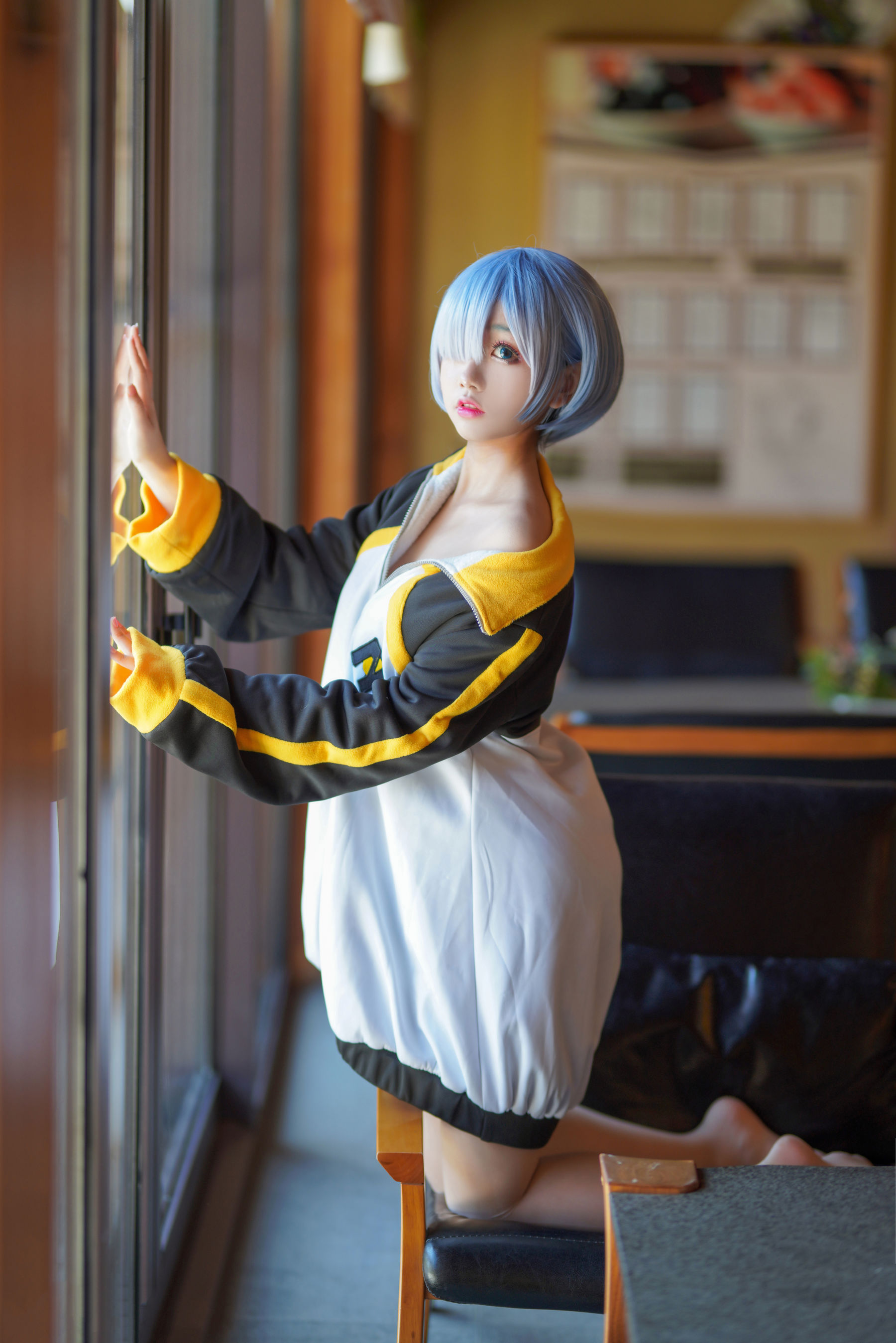 7