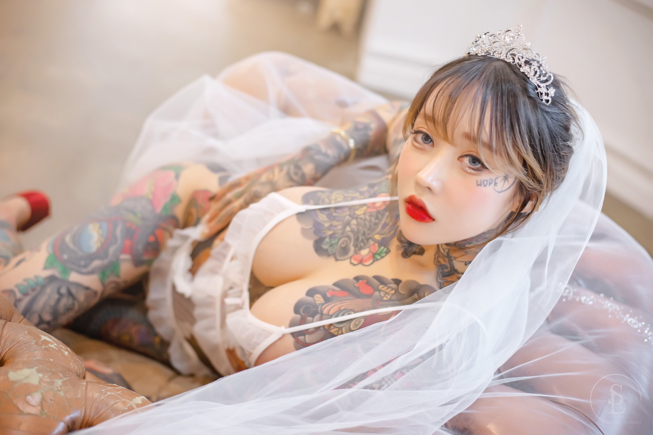 SAINT-Photolife-YoKo-Vol.01-Cat-Bride-MrCong.com-060