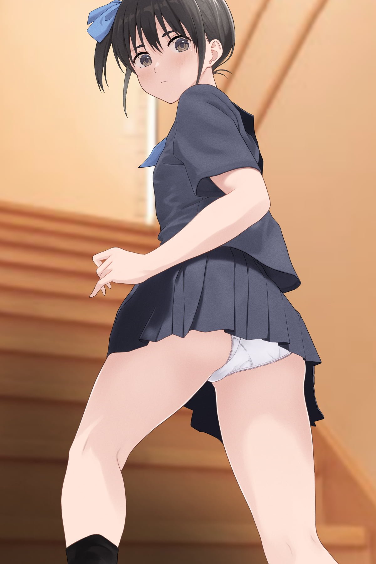 077