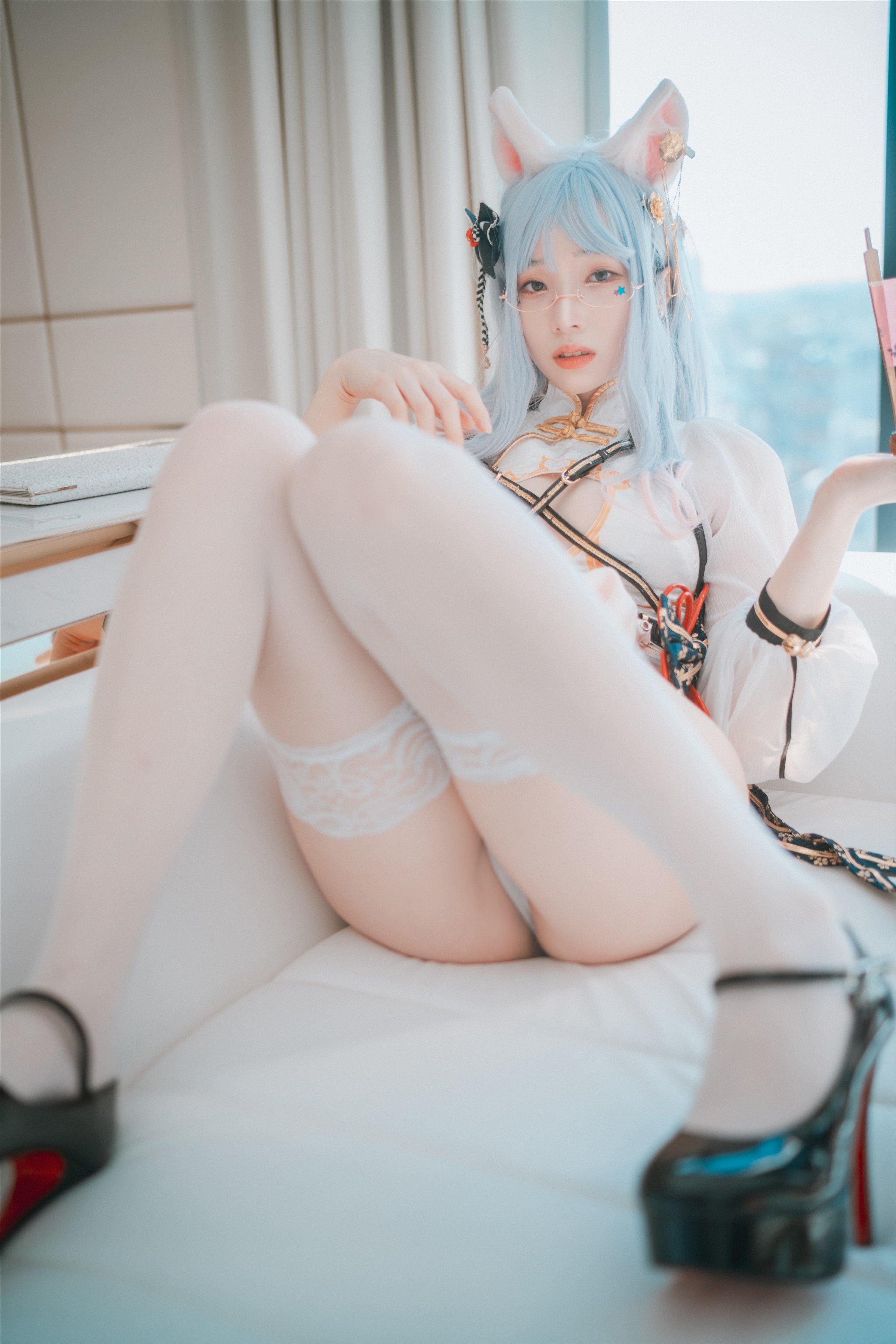 DJAWA-Photo-Bambi-Le-Chat-Porte-un-Qipao-MrCong.com-066
