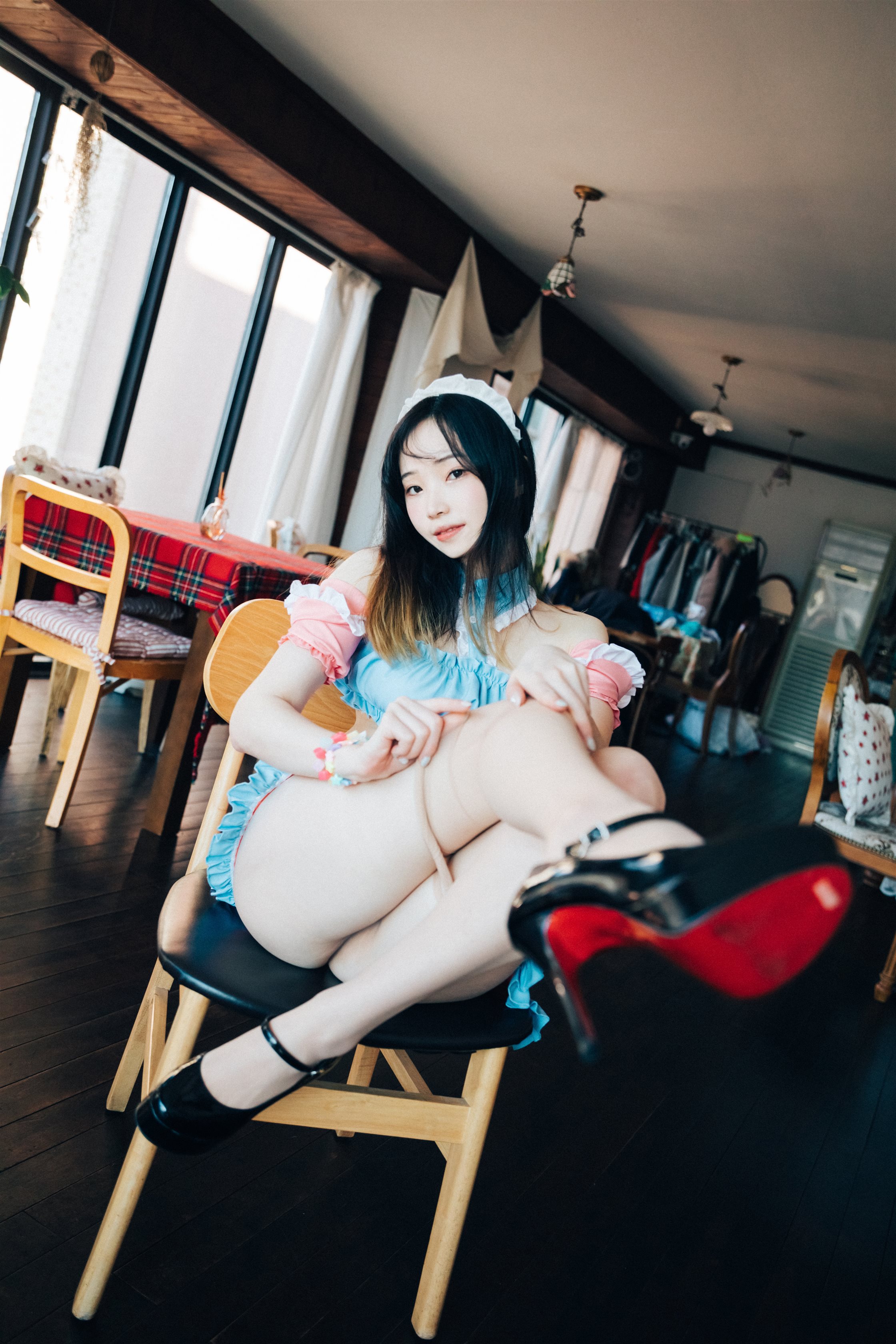 Loozy-Bambi-Cafe-Alba-MrCong.com-127