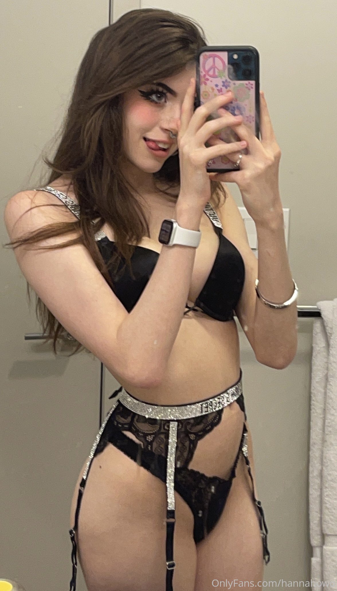 HannahOwo-OnlyFans-300-lhecbotE