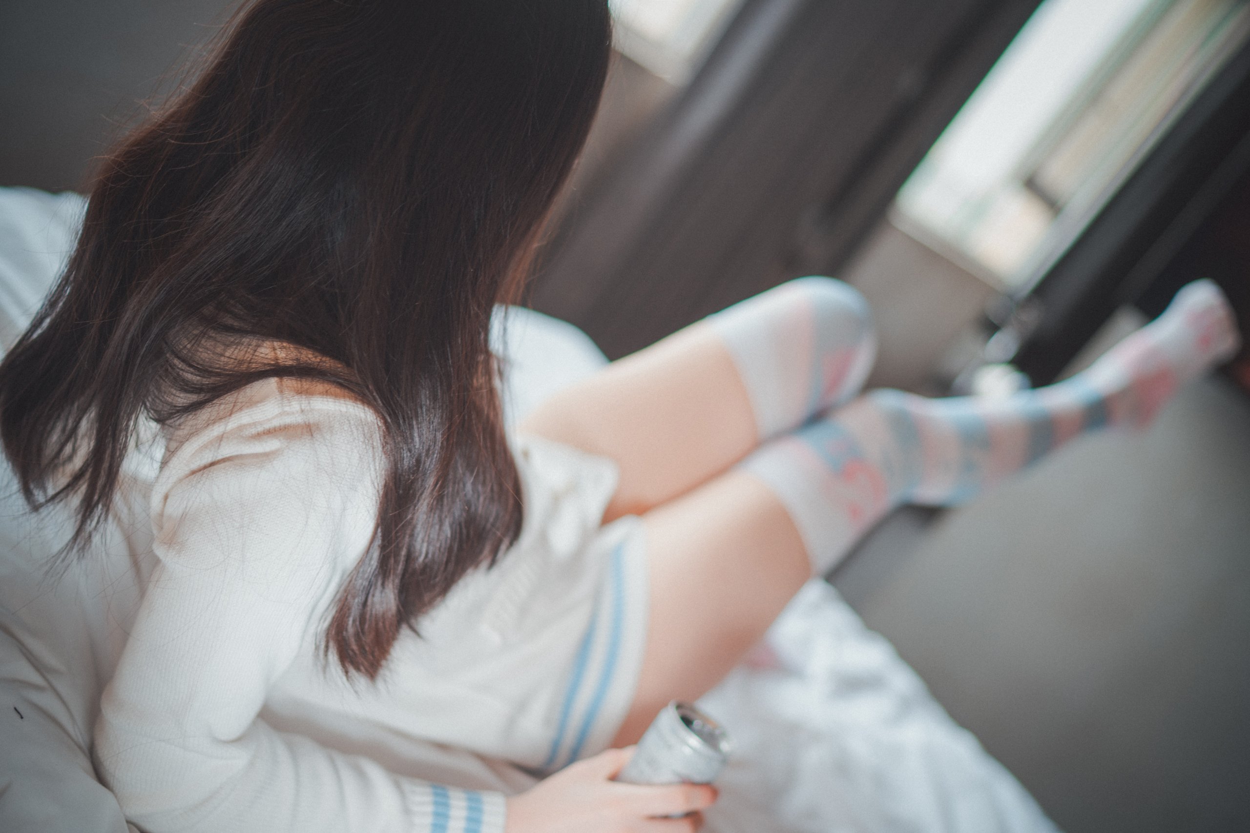 DJAWA-Photo-Bambi-Homebody-Girl-MrCong.com-047