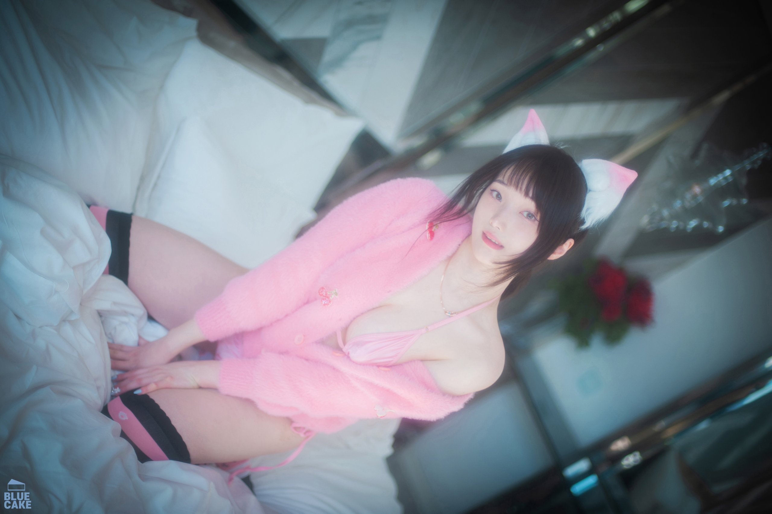 BLUECAKE-Bambi-Naughty-Cats-Pink-and-Mint-RED-MrCong.com-004