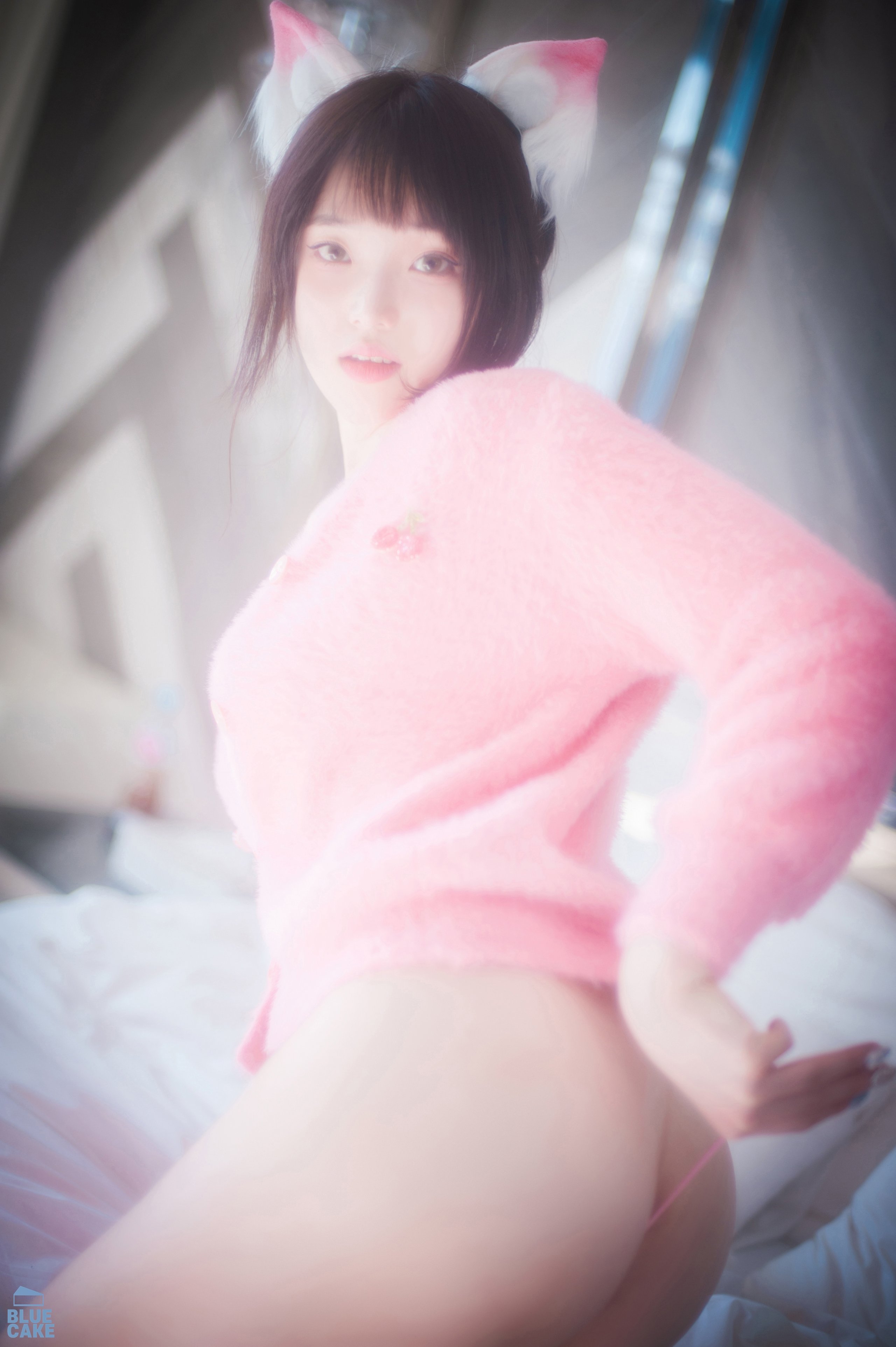 BLUECAKE-Bambi-Naughty-Cats-Pink-and-Mint-RED-MrCong.com-028