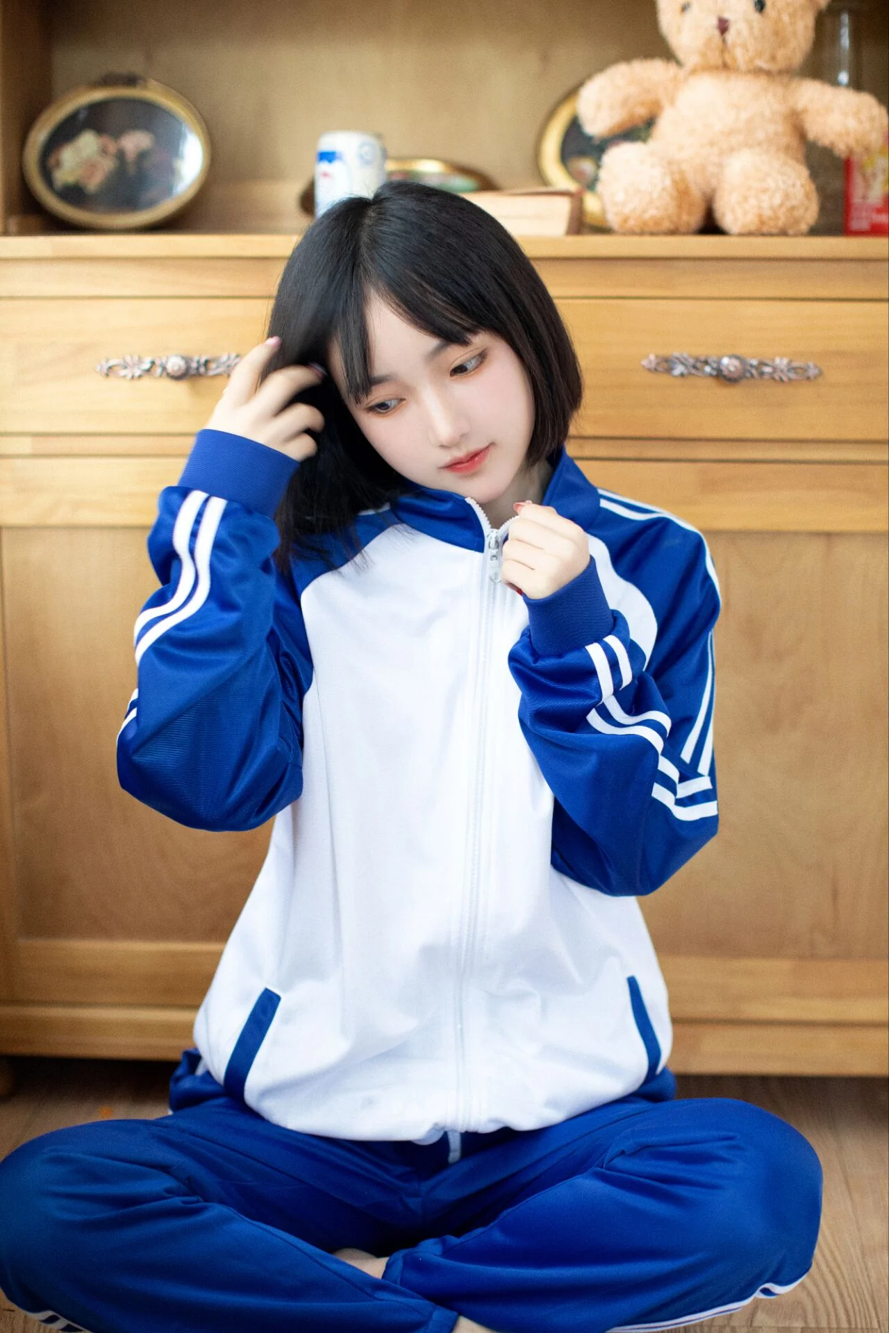 08