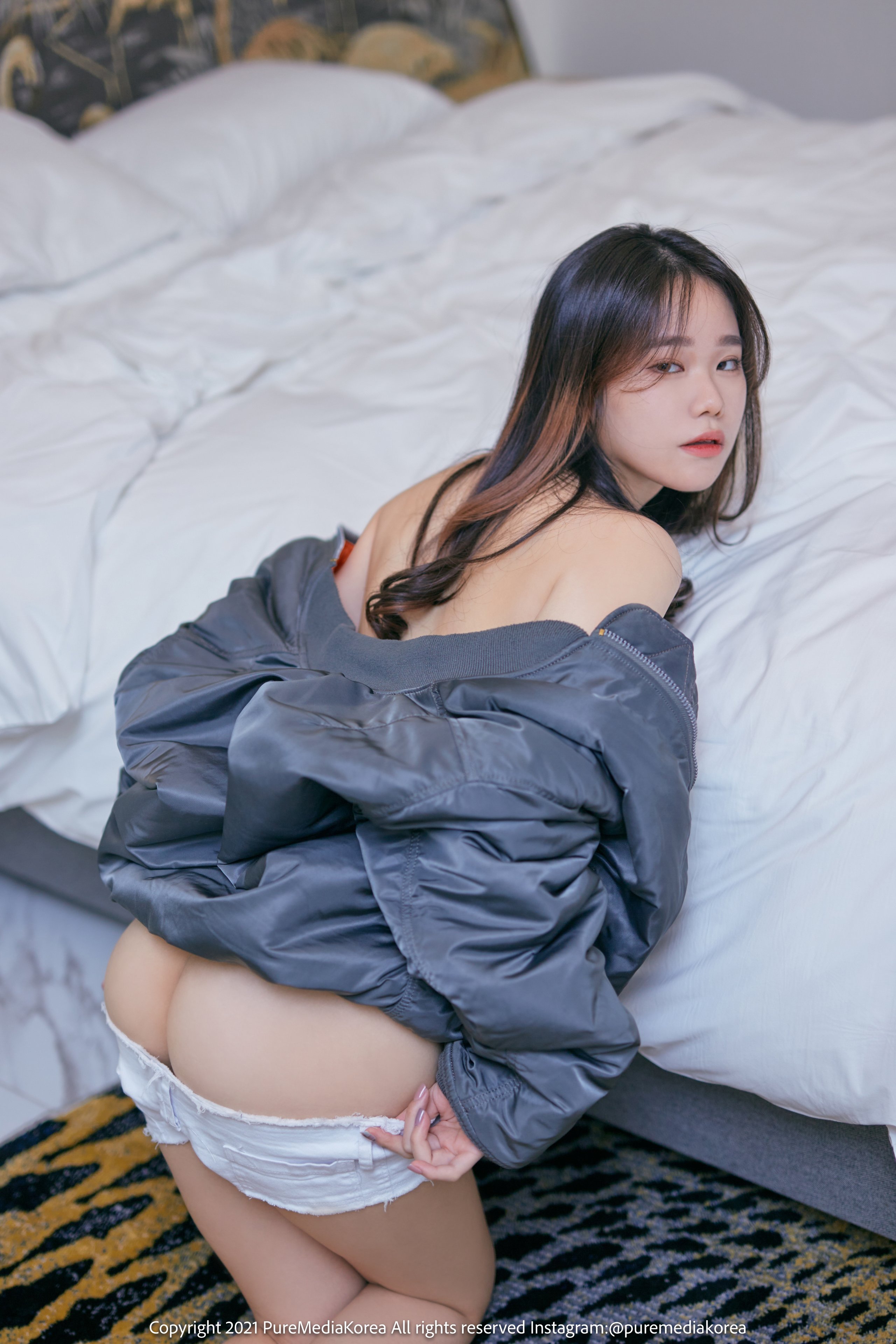 Pure-Media-Vol.140-Sira-MrCong.com-027