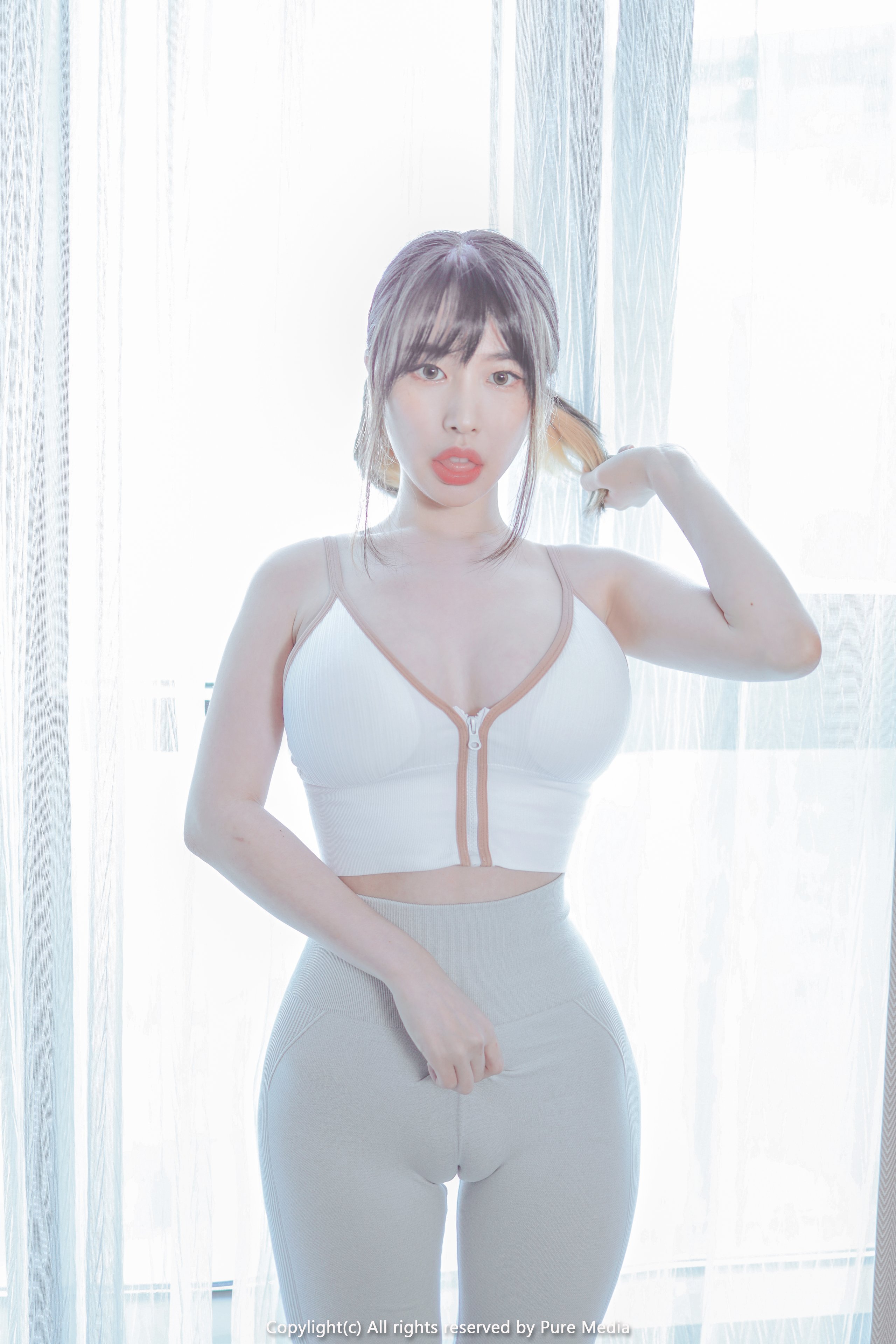 Pure-Media-Vol.103-Uhye-MrCong.com-007