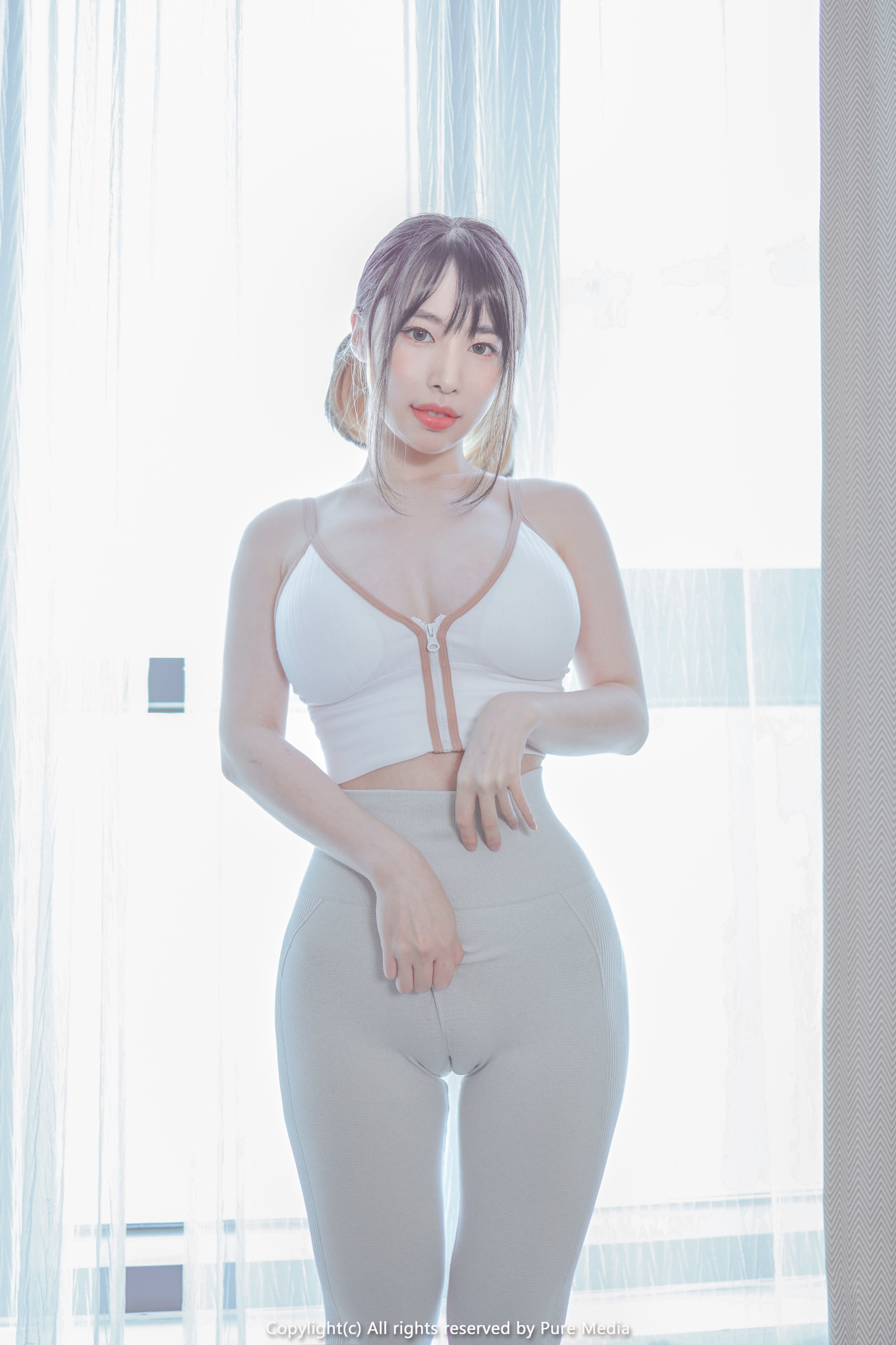 Pure-Media-Vol.103-Uhye-MrCong.com-008