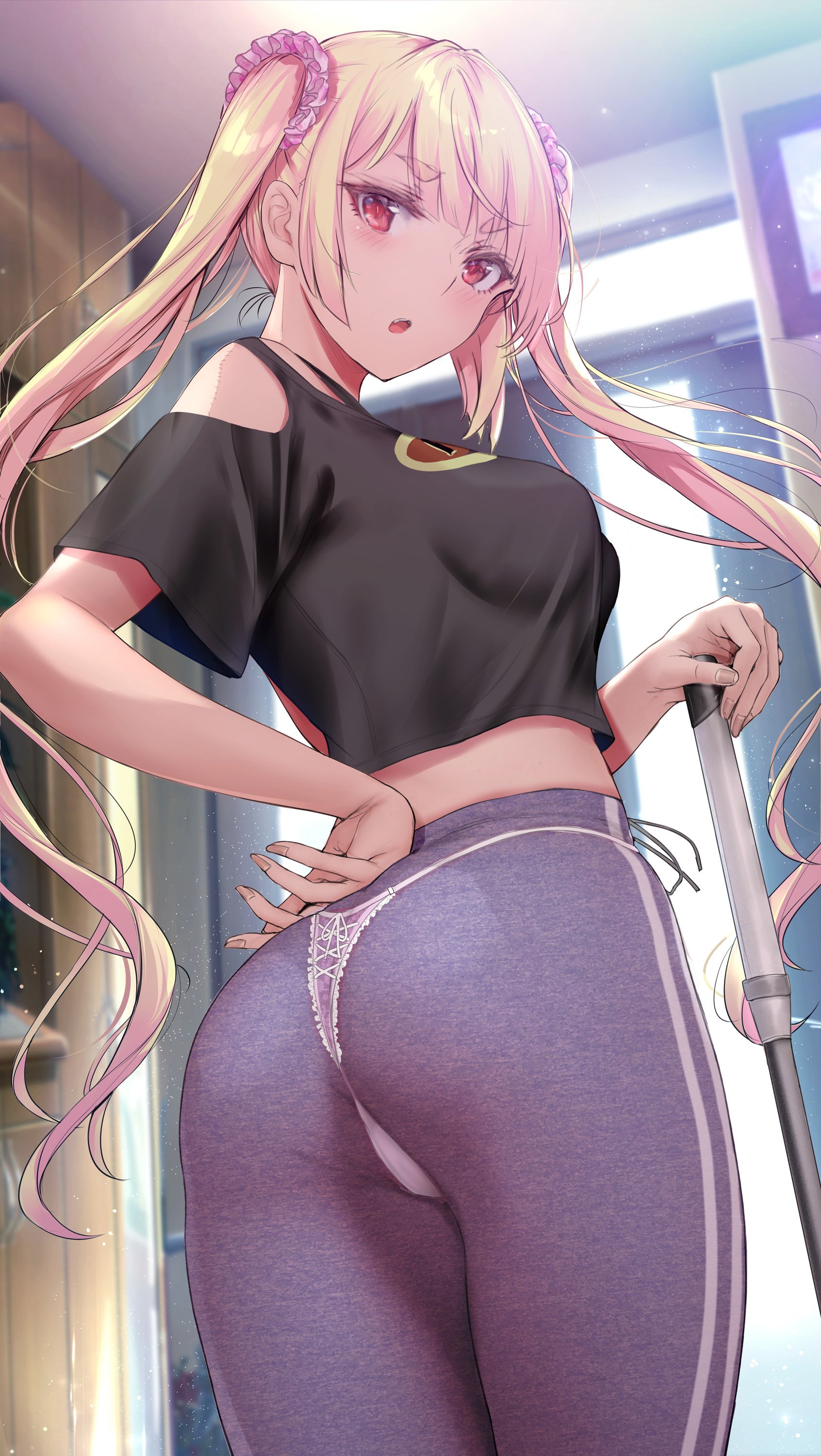 035