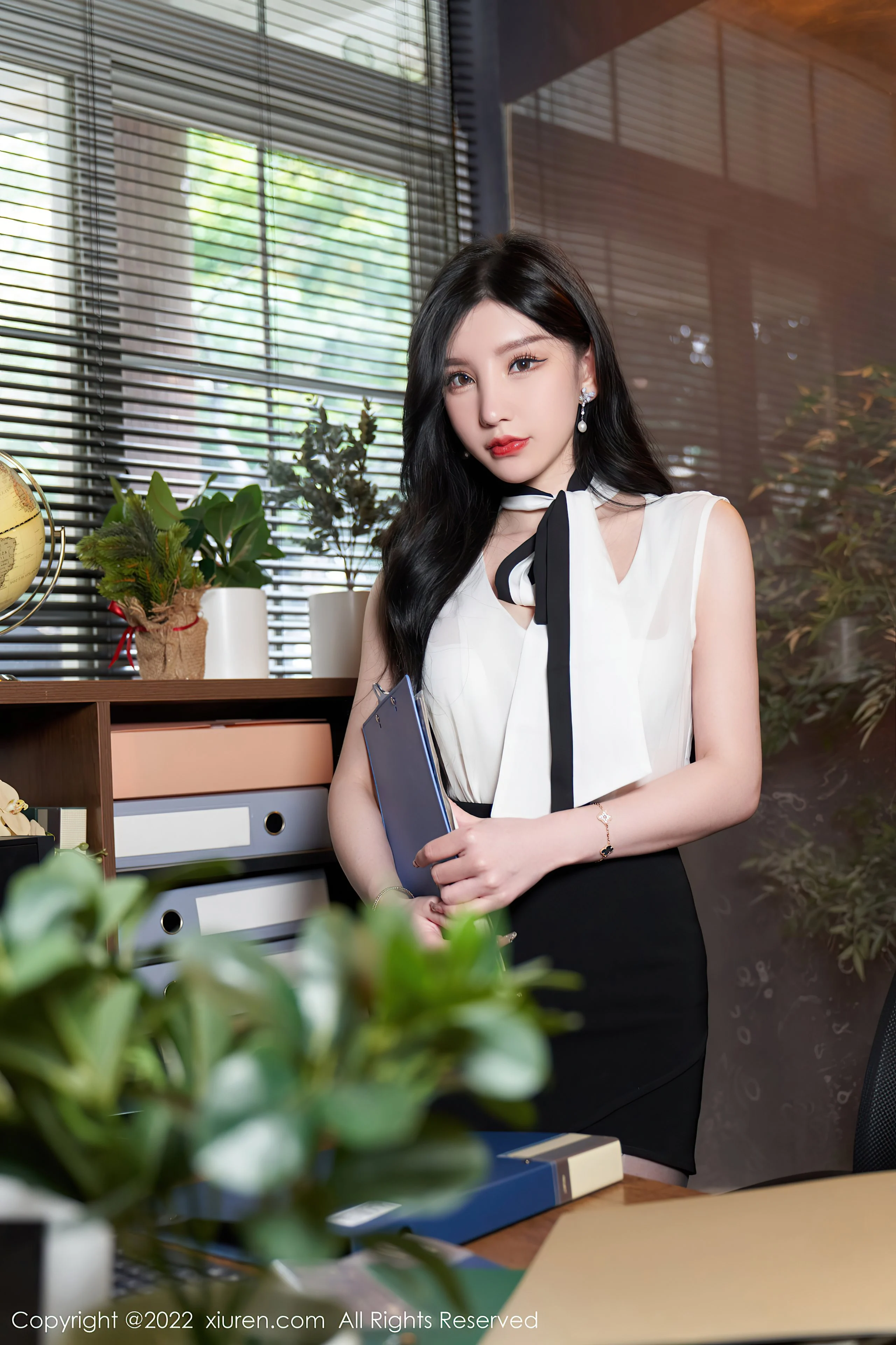 XIUREN-No.5217-Zhou-Yuxi-Sally-MrCong.com-017