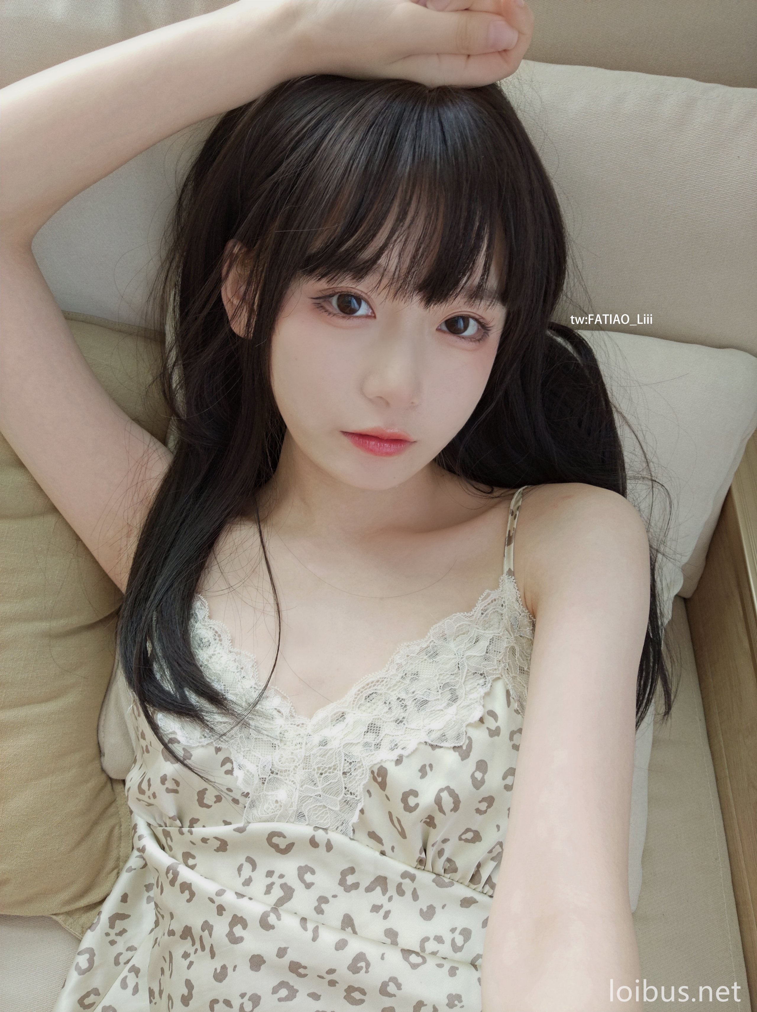 (10)