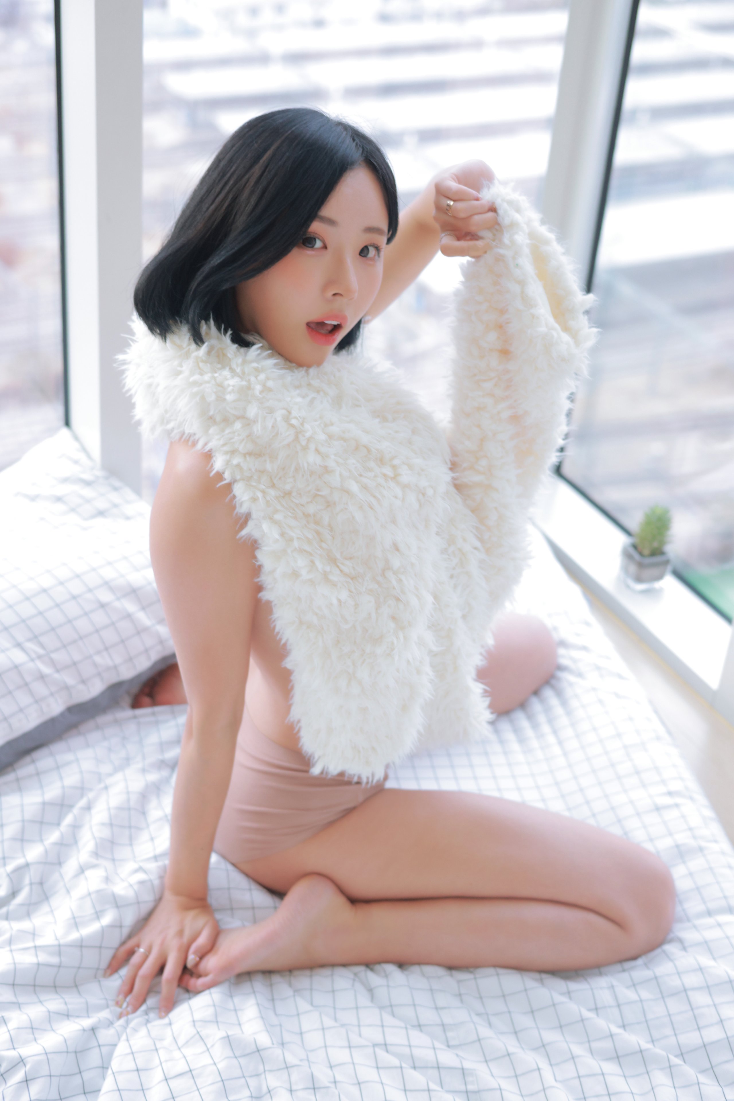 33