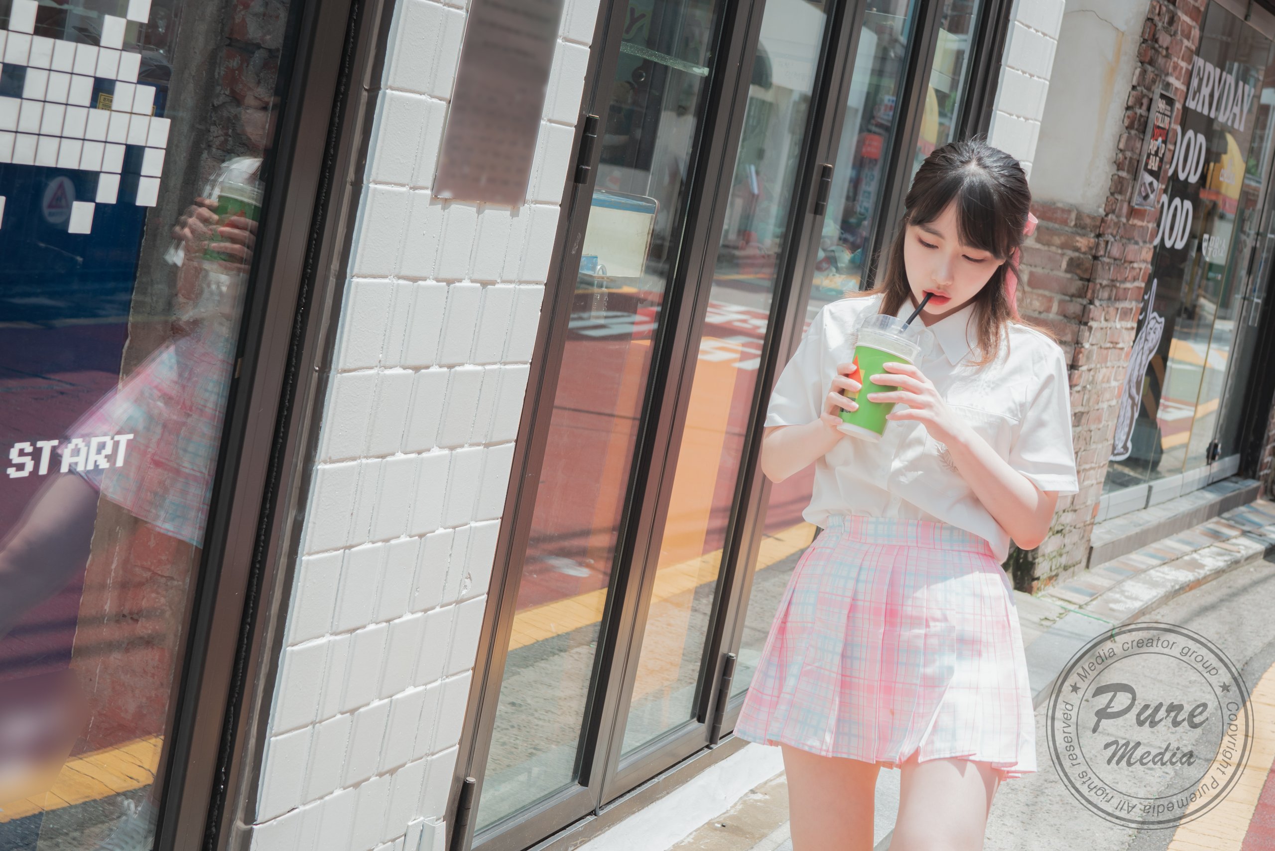 Pure-Media-Vol.187-Uhye-MrCong.com-001