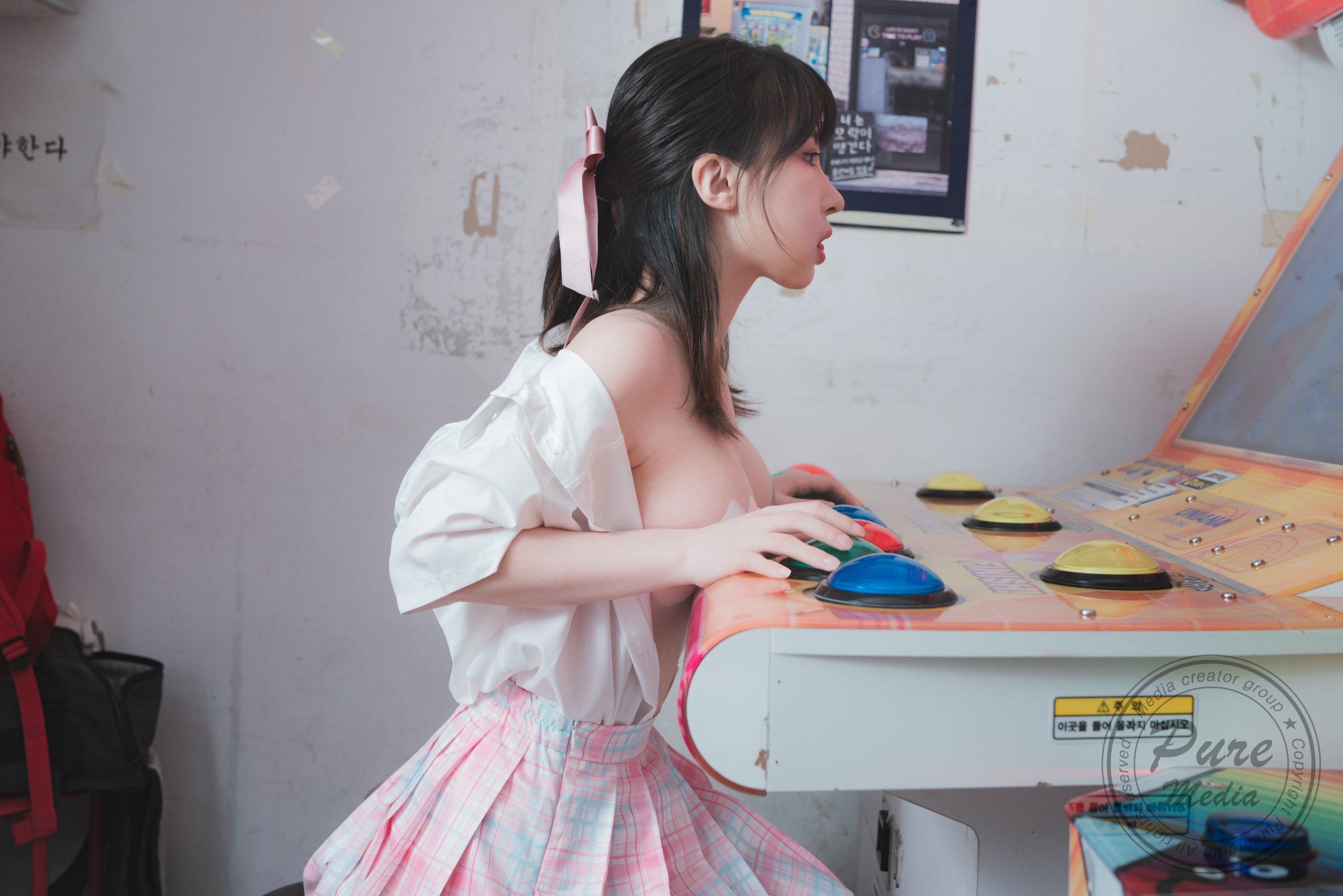 Pure-Media-Vol.187-Uhye-MrCong.com-020