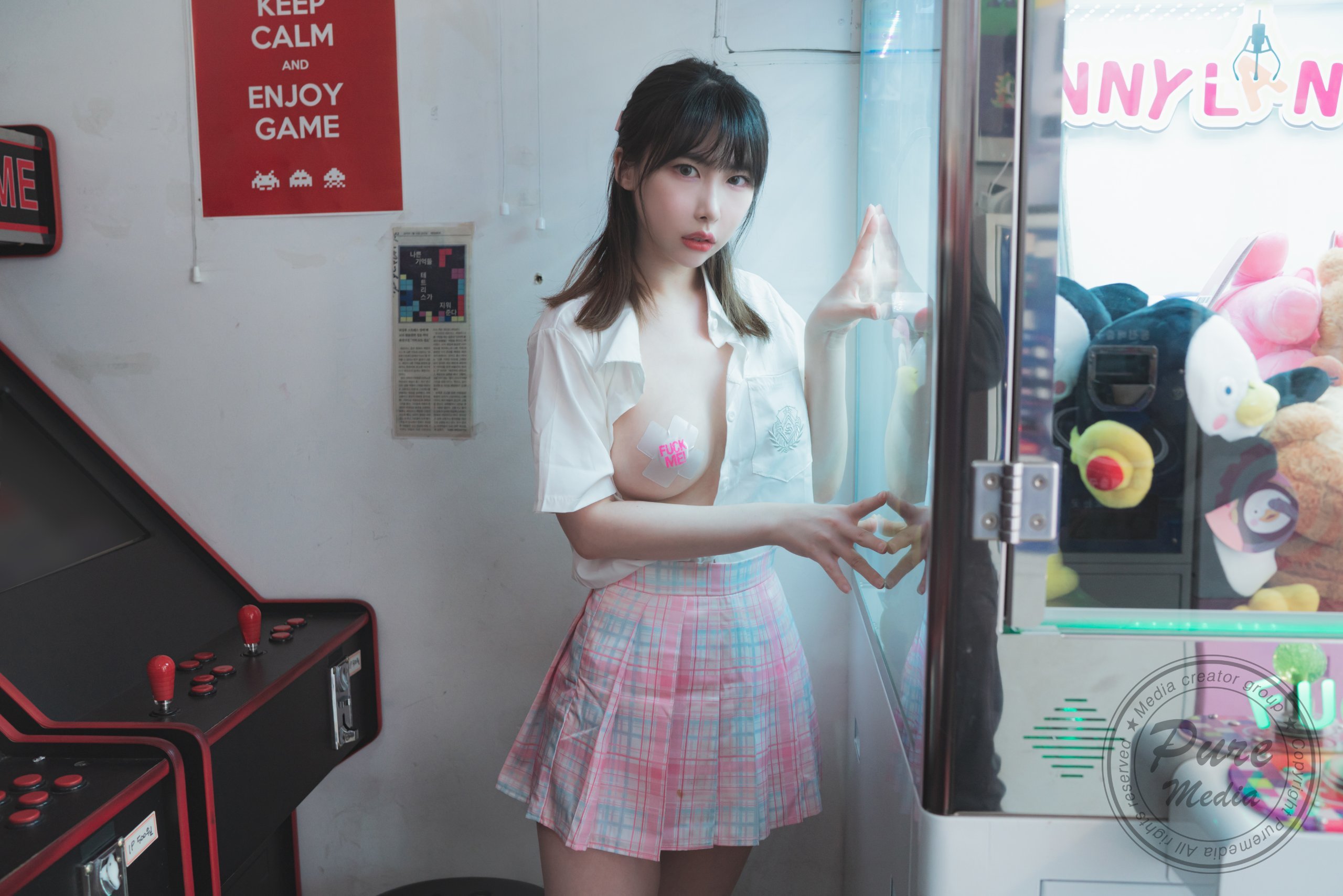 Pure-Media-Vol.187-Uhye-MrCong.com-023