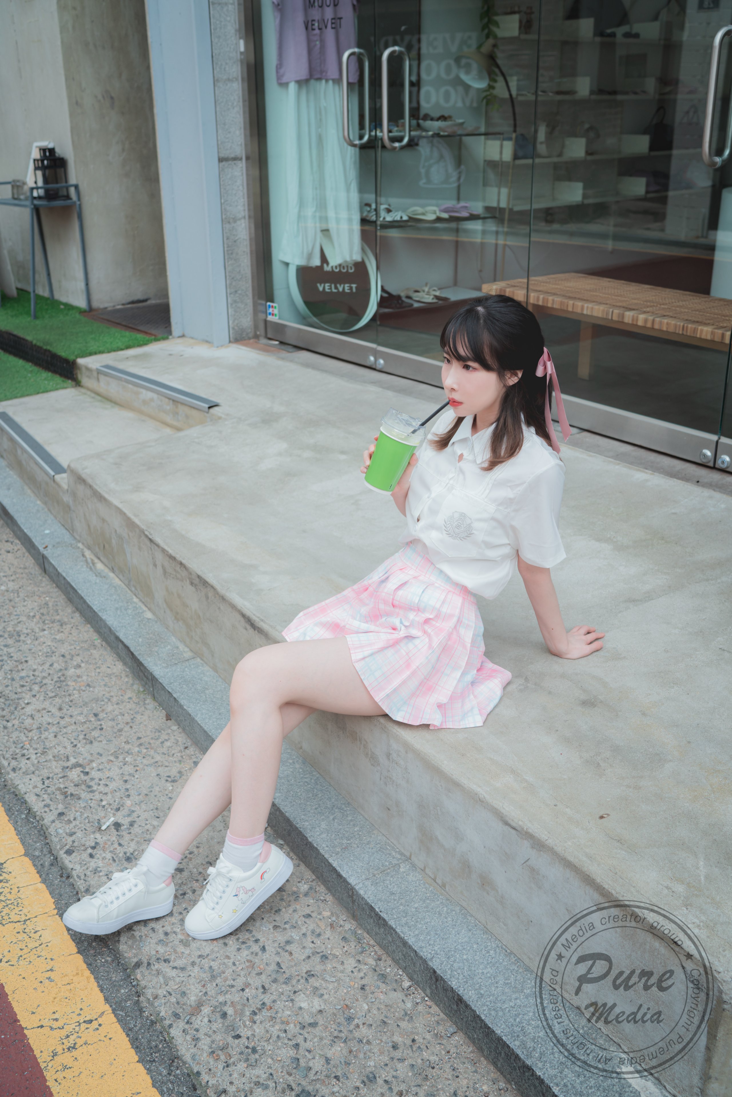 Pure-Media-Vol.187-Uhye-MrCong.com-025