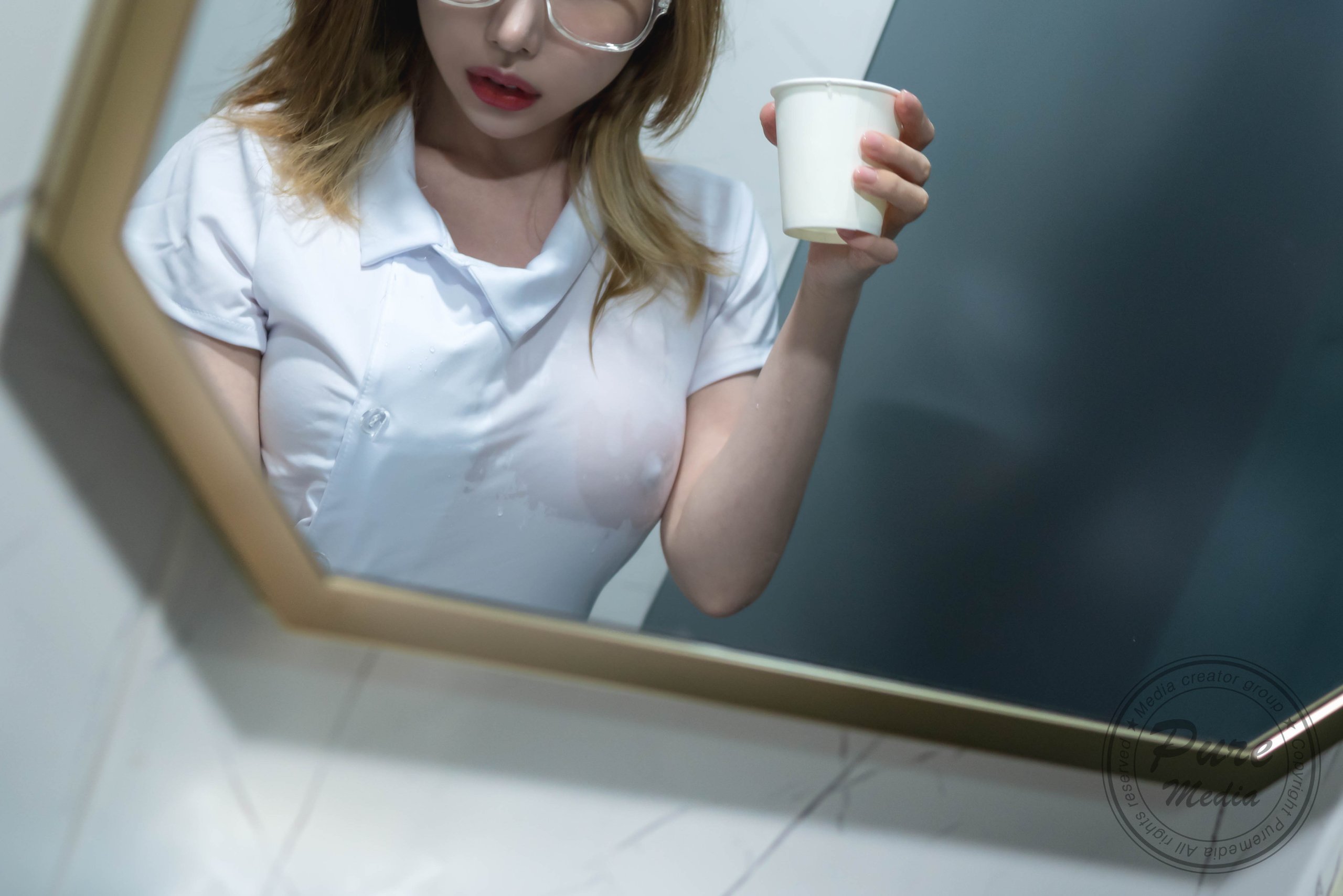 Pure-Media-Vol.206-Uhye-Fainted-Nurse-MrCong.com-023