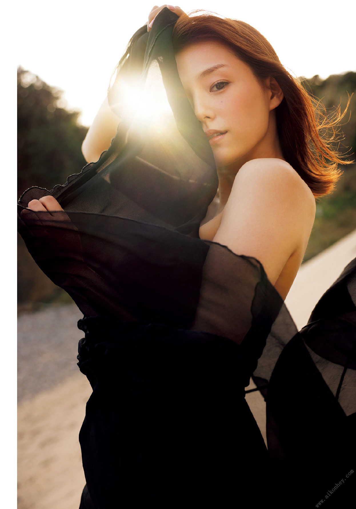 93-篠崎愛写真集 IDEA