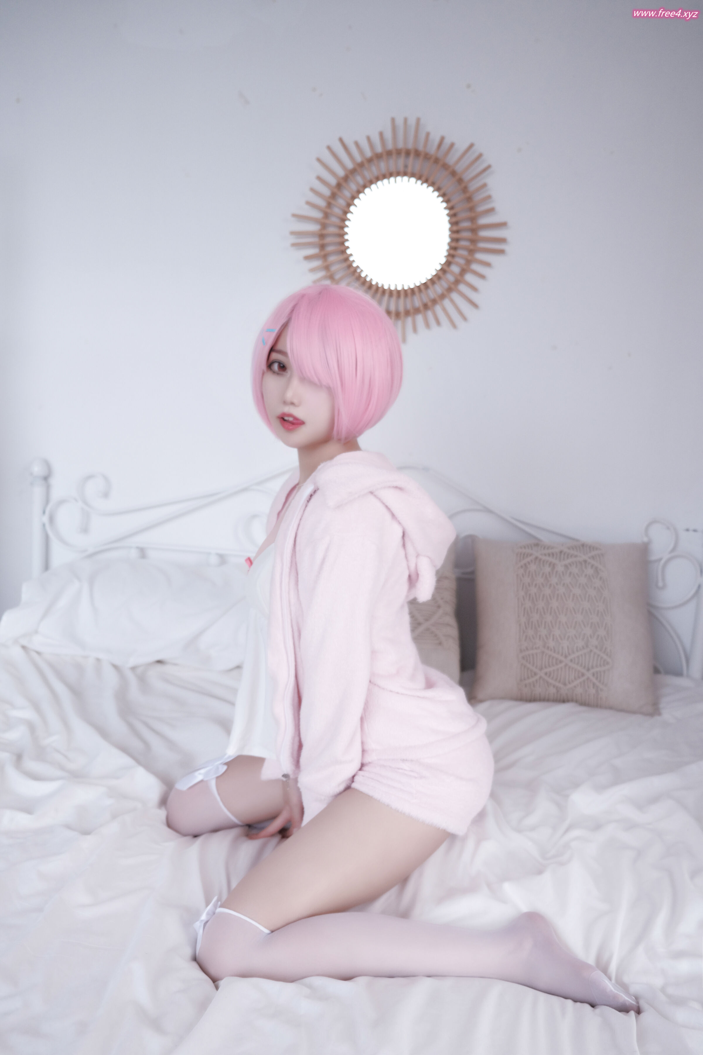 09