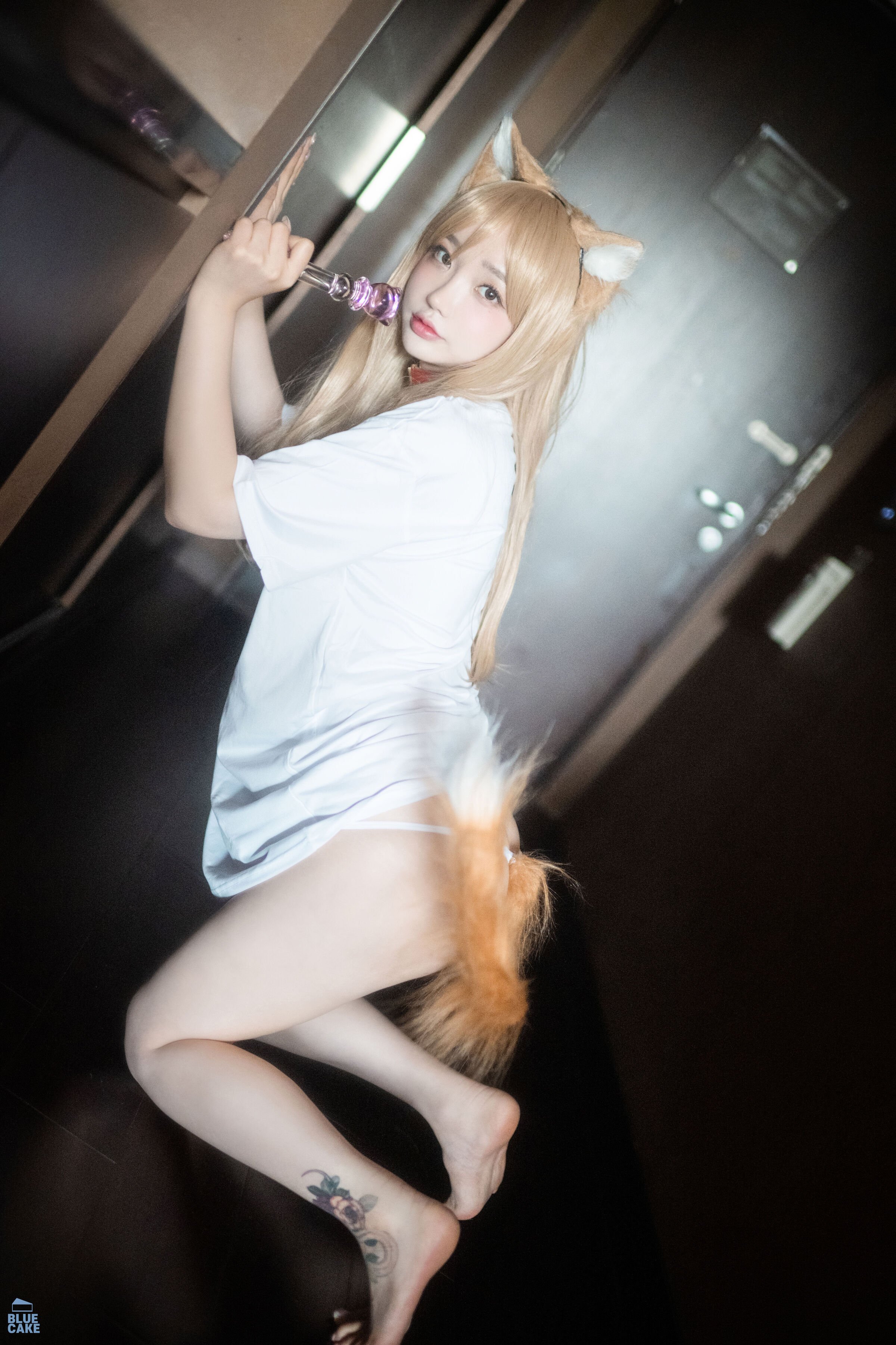 09