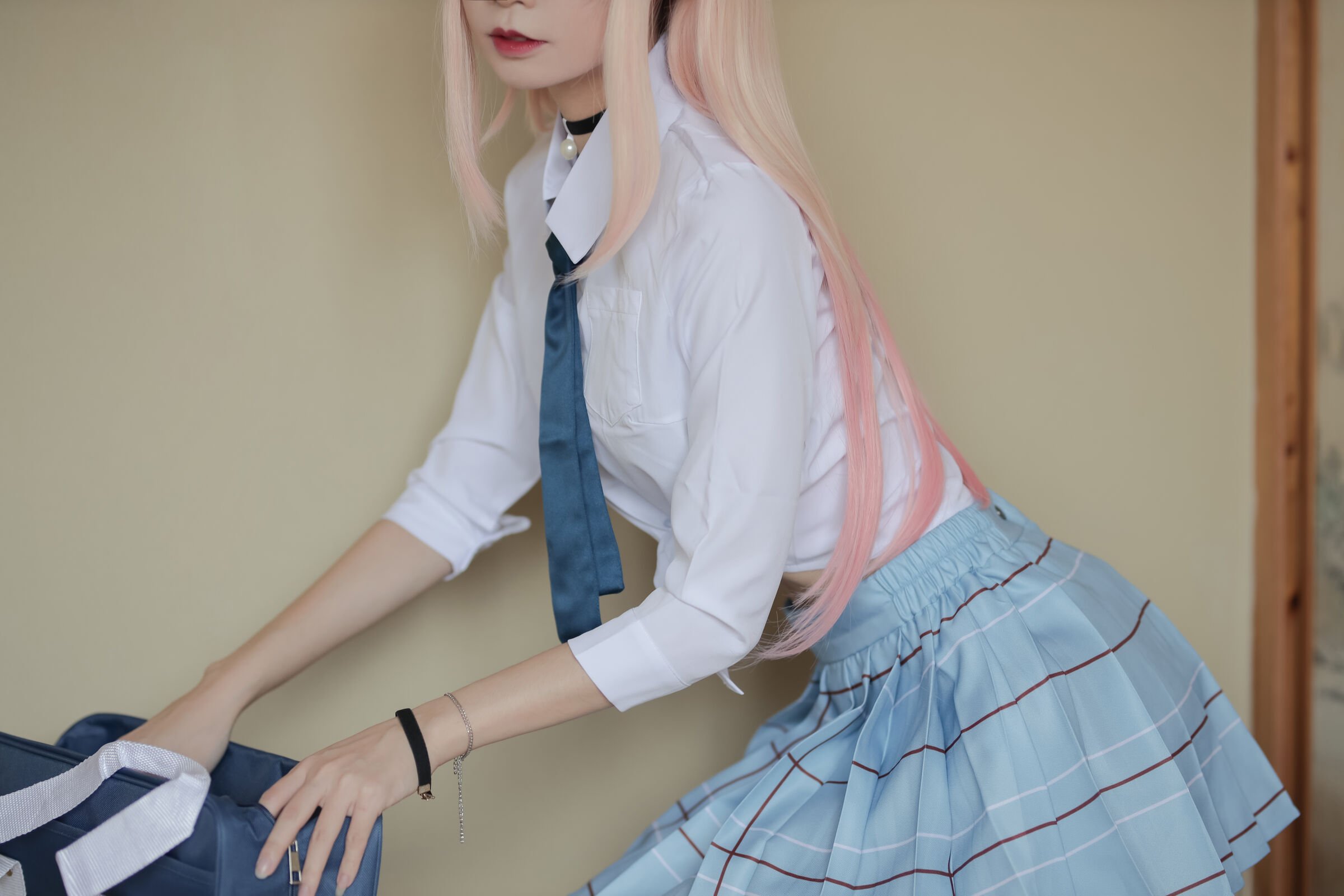 04