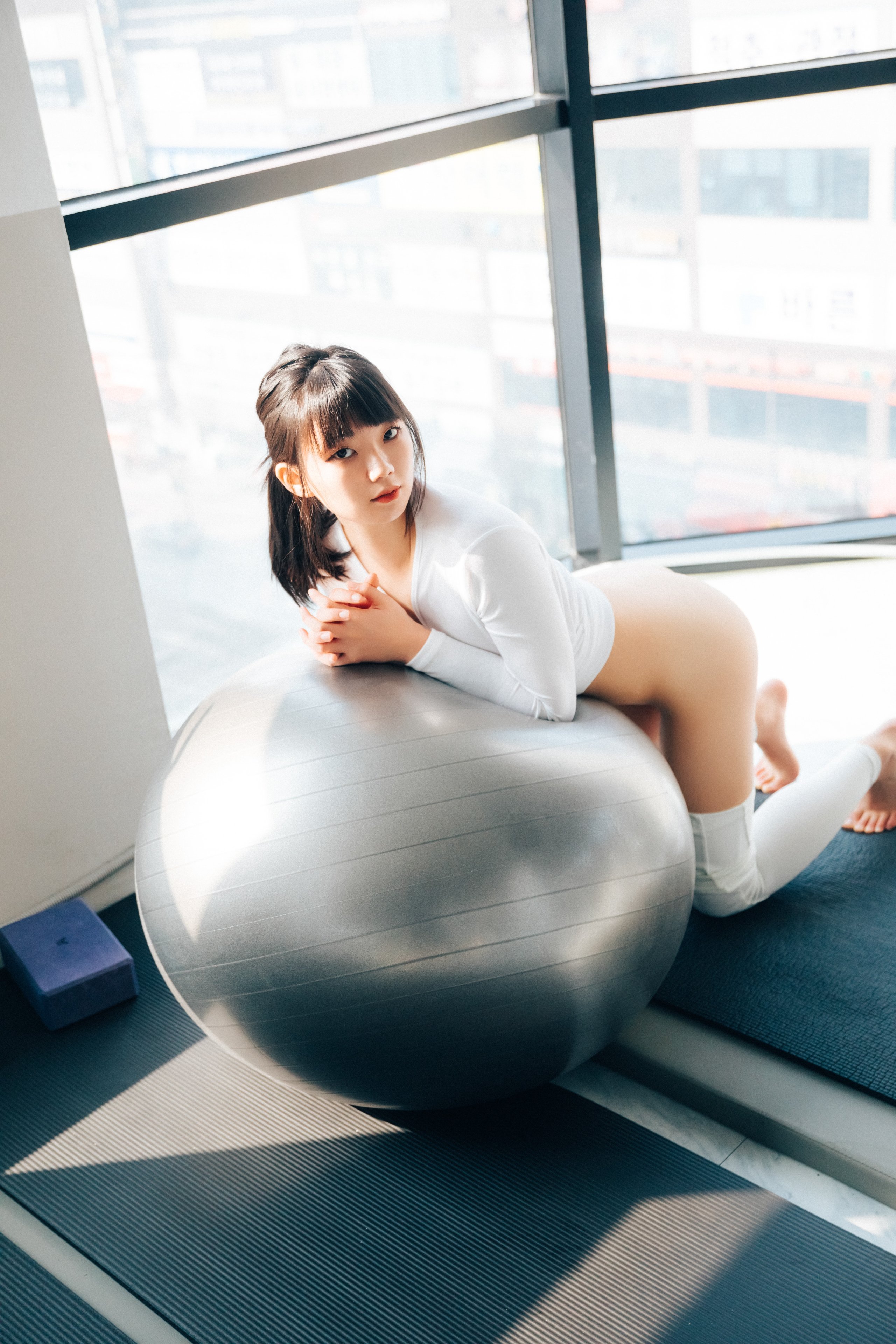 Loozy-Kissme-Strip-Fitness-MrCong.com-035