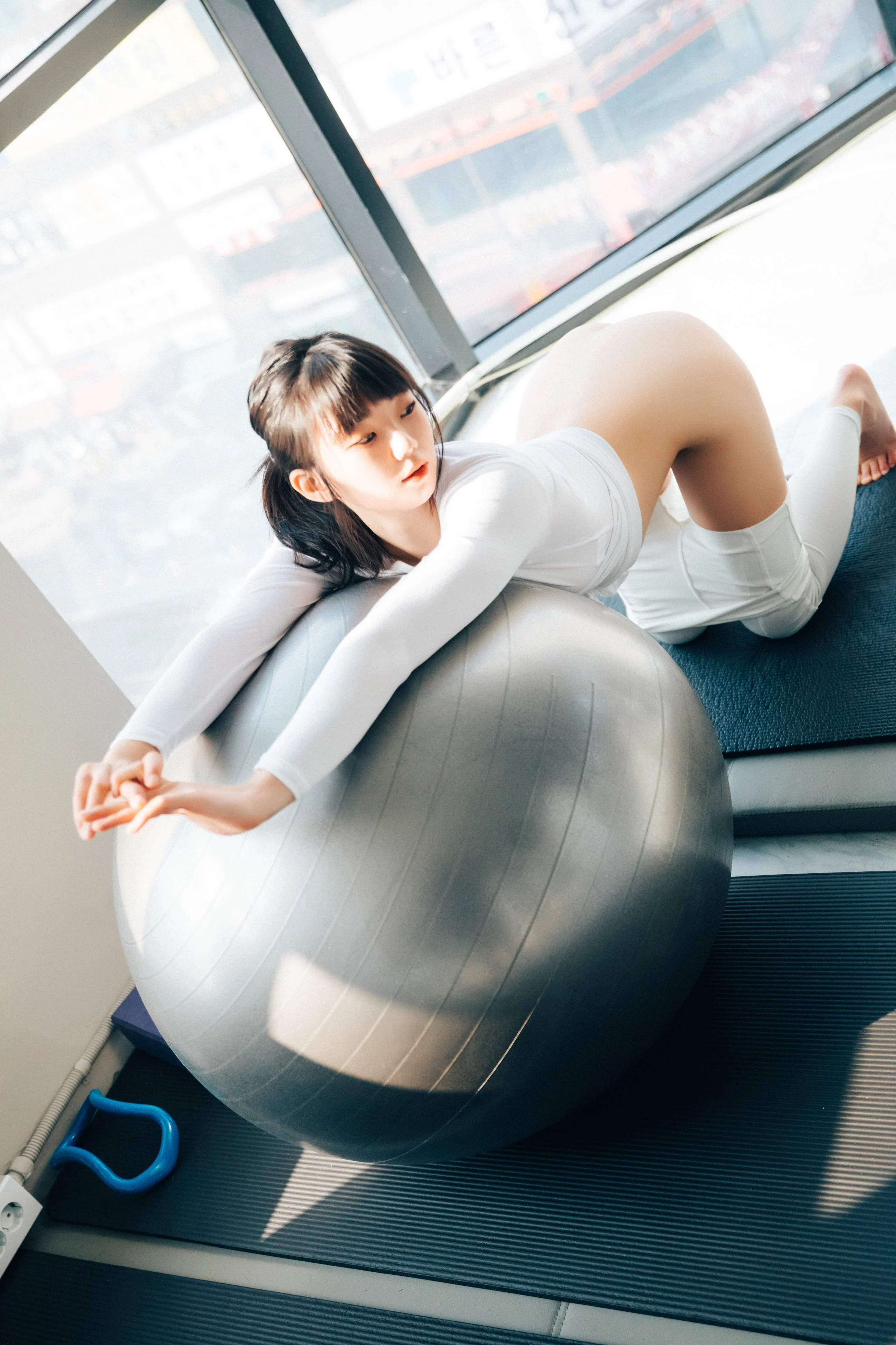 Loozy-Kissme-Strip-Fitness-MrCong.com-036