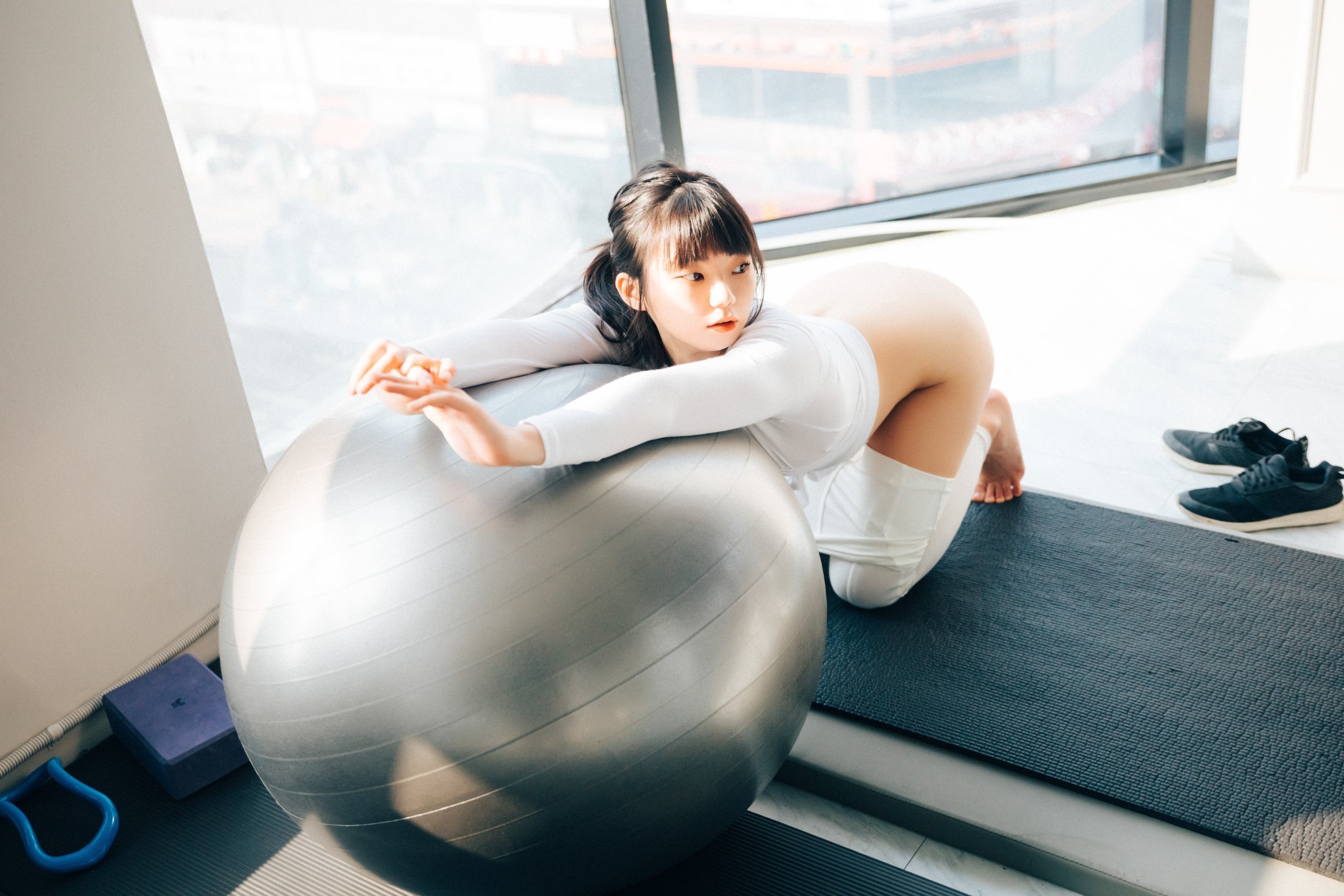 Loozy-Kissme-Strip-Fitness-MrCong.com-037