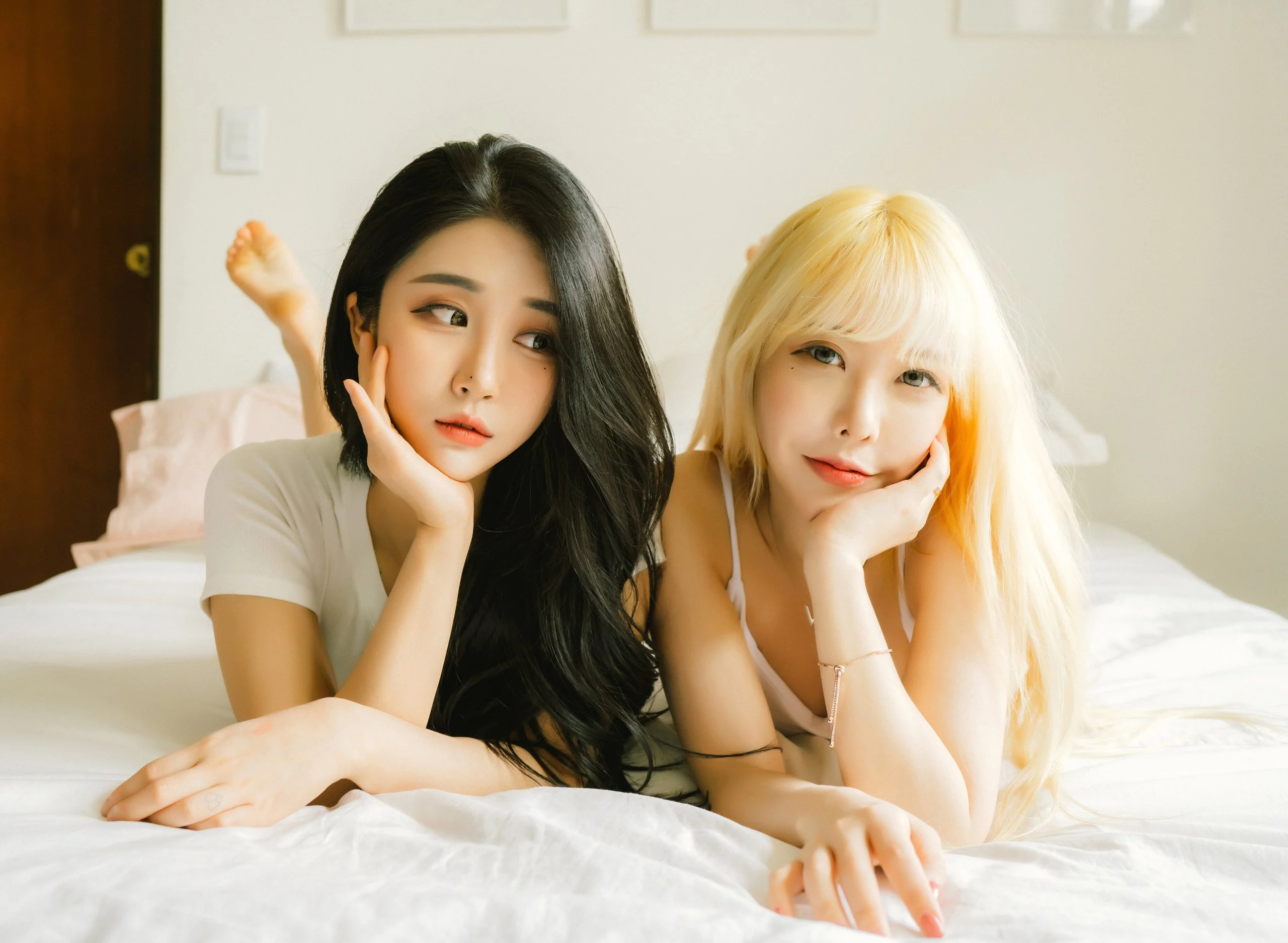 Moon-Night-Snap-Bomi-x-Zia-Together-Vol.02-MrCong.com-034