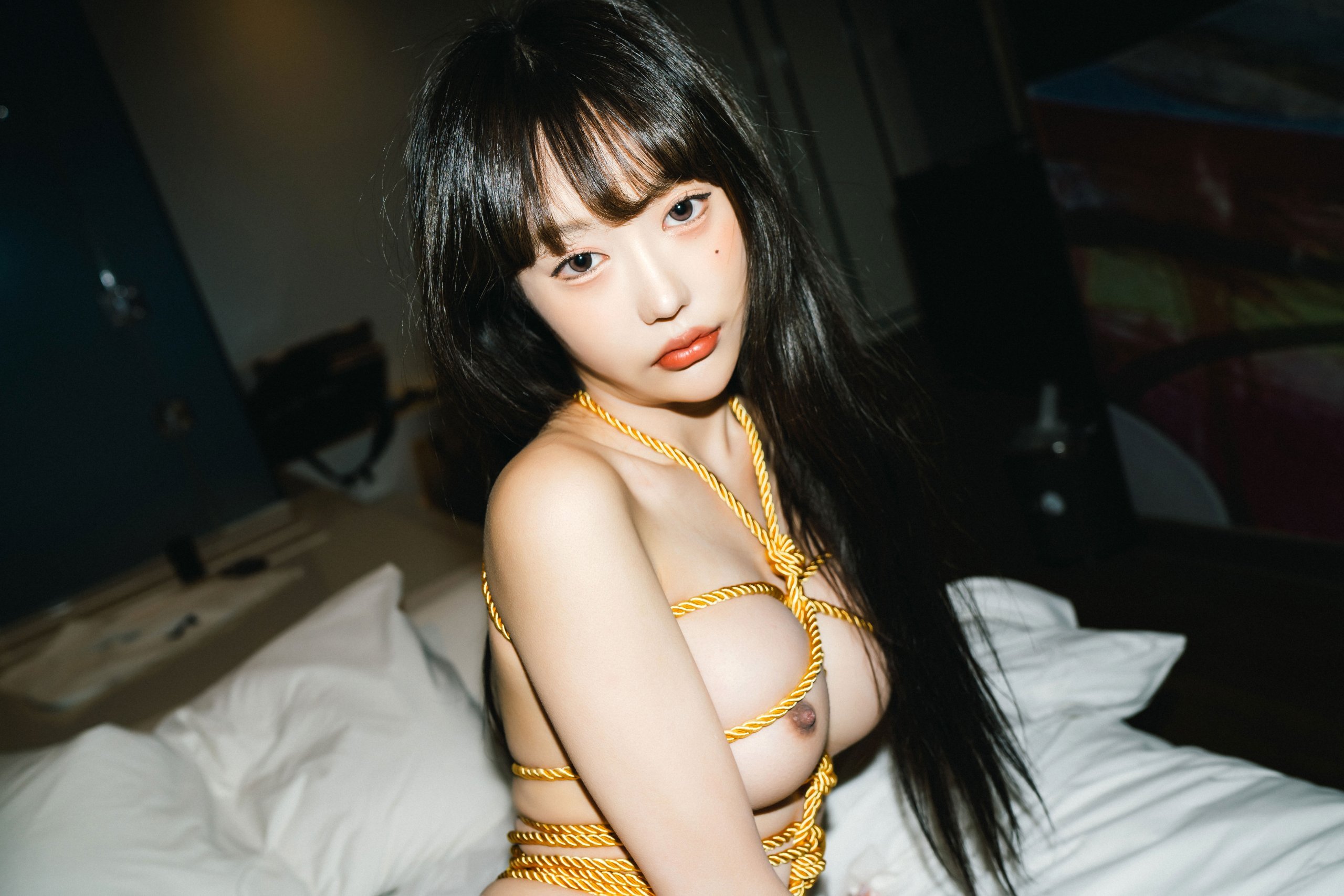 Moon-Night-Snap-Jucy-Vol.3-Bondage-Restraint-S.ver-Uncensored-MrCong.com-043