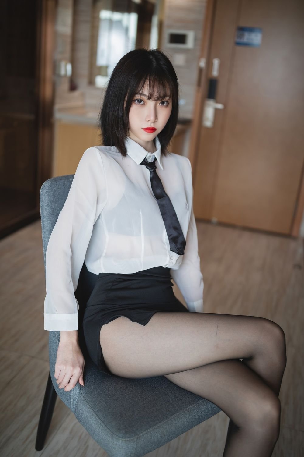 1B7D5CEC-FE04-4CDF-B519-D839495F52E2