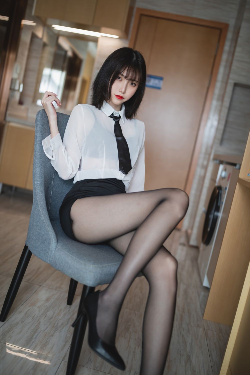 F1168B79-884A-4AD7-B925-EF6ACA03BAFC