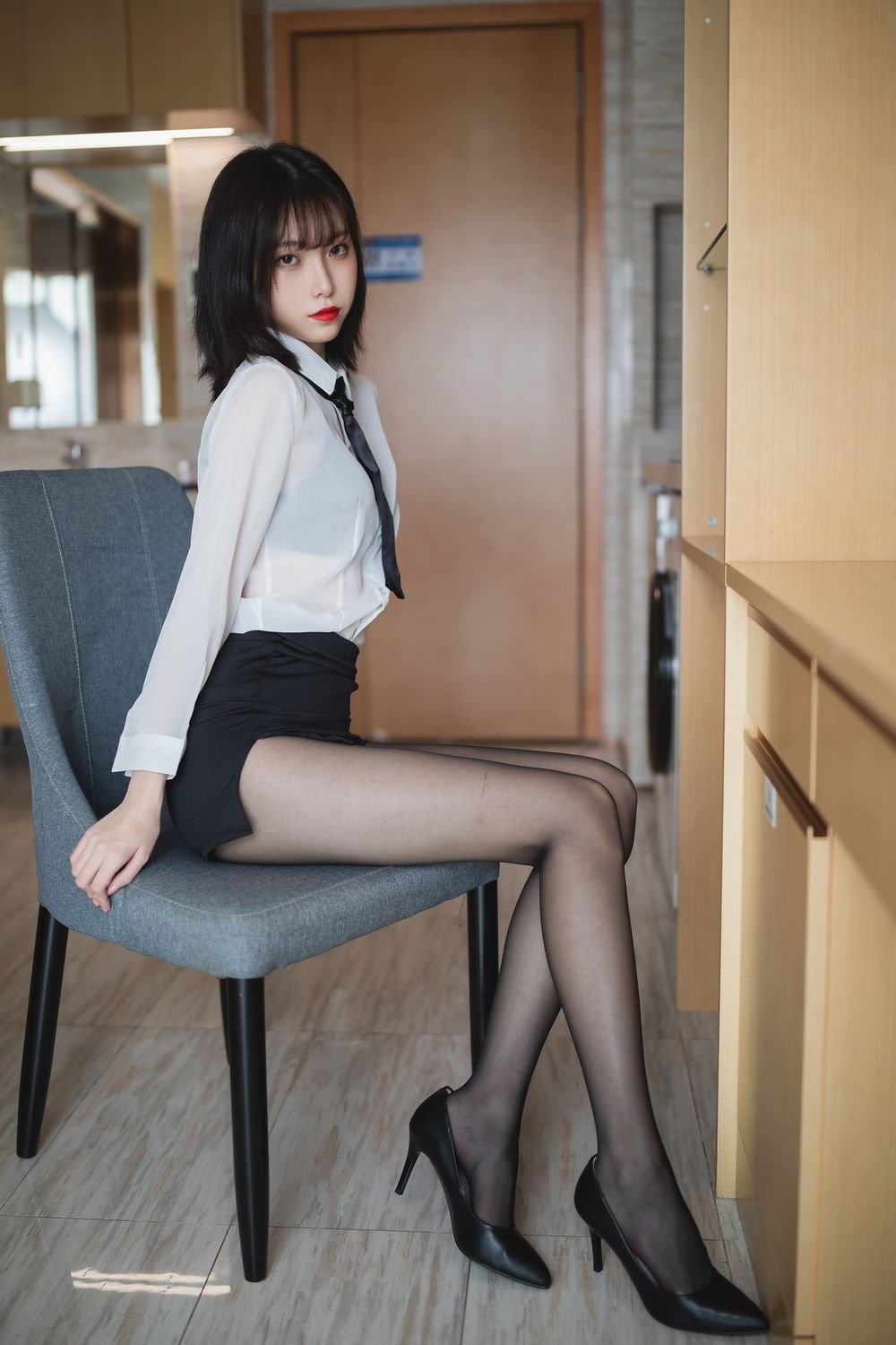 F745A690-F279-428A-929A-F81C174F0613