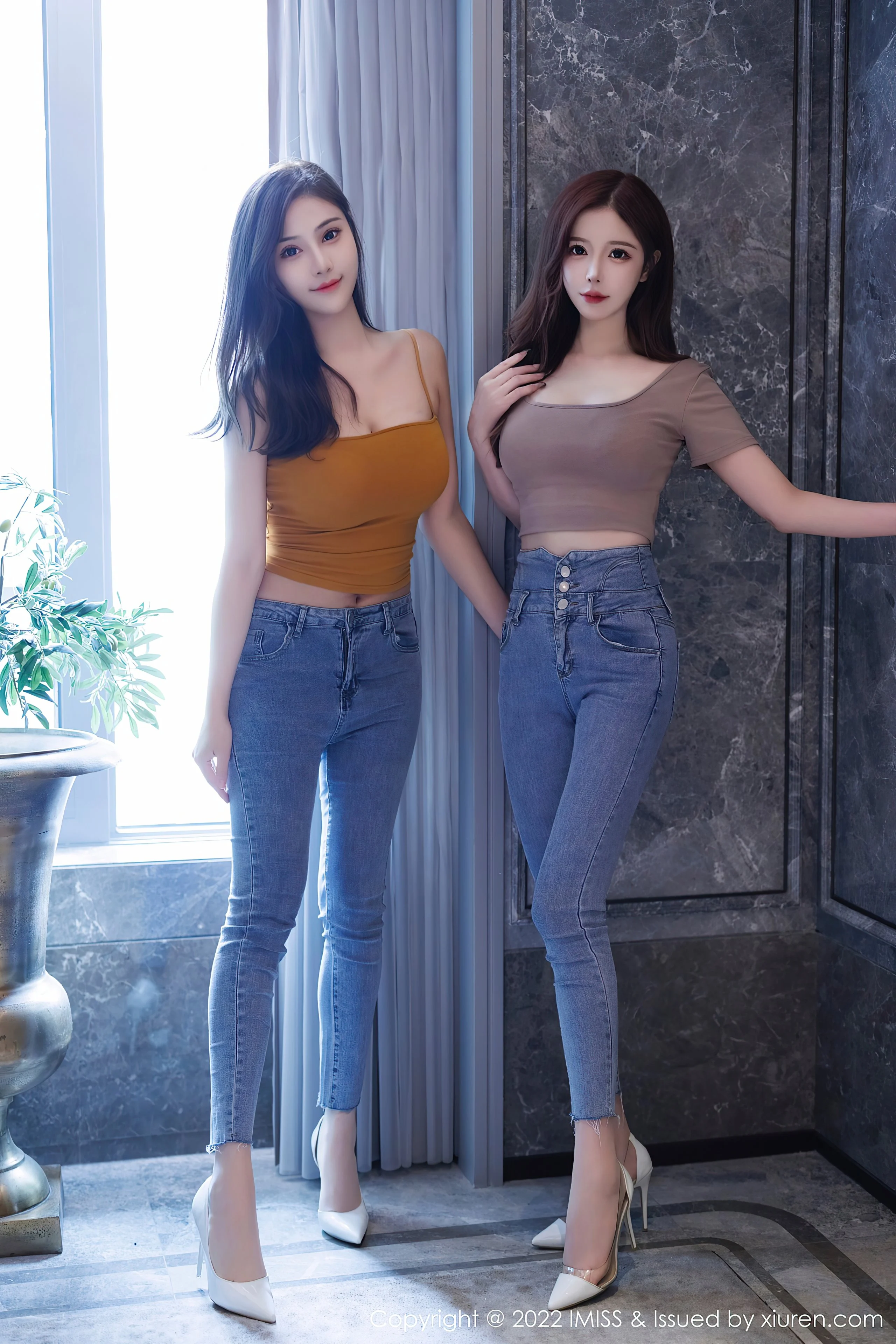 IMISS-Vol.697-Lavinia-and-LindaLinda-MrCong.com-005