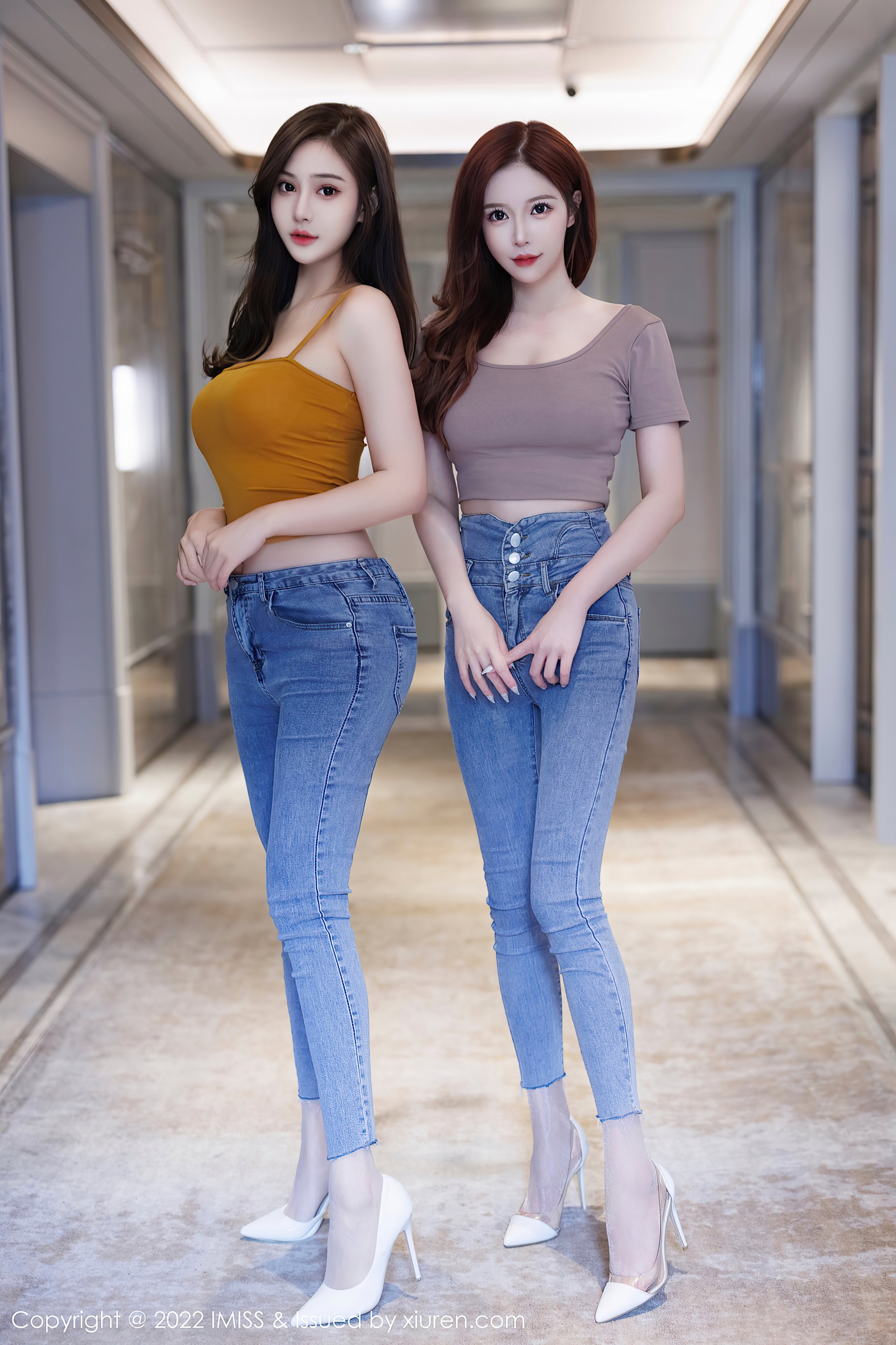 IMISS-Vol.697-Lavinia-and-LindaLinda-MrCong.com-008