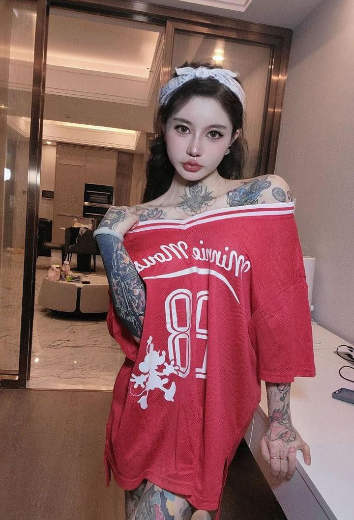 超女神Chloe Rose情人节制服诱惑1
