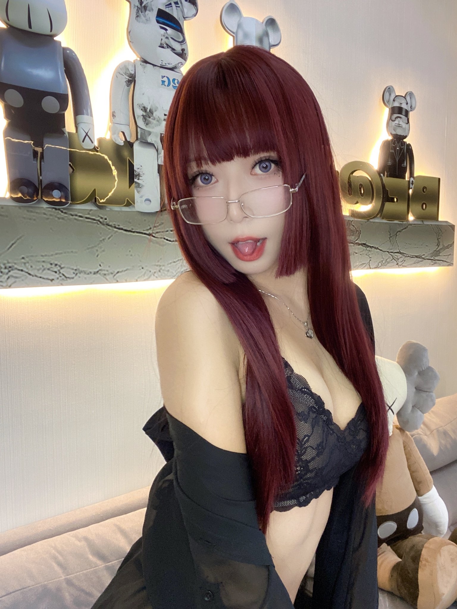 (55)