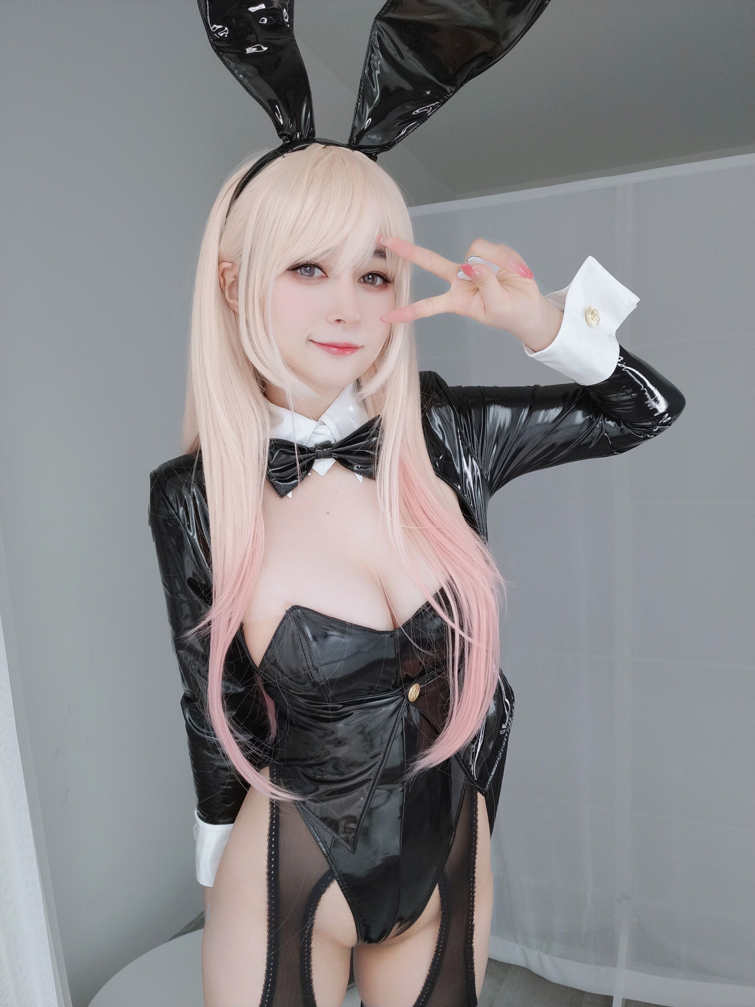 005