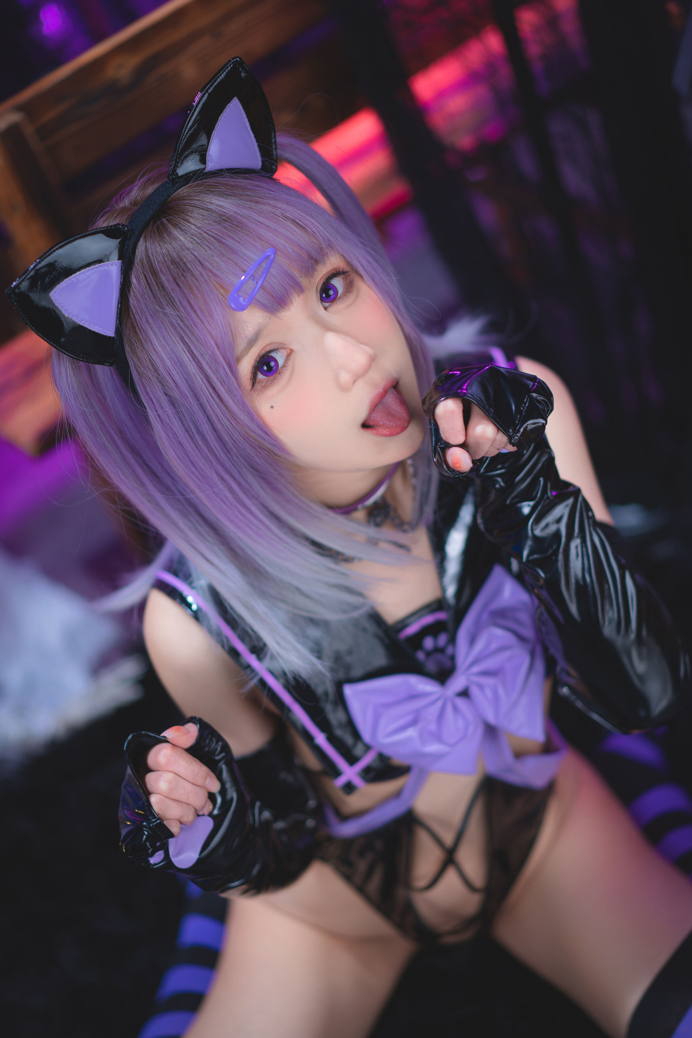 06