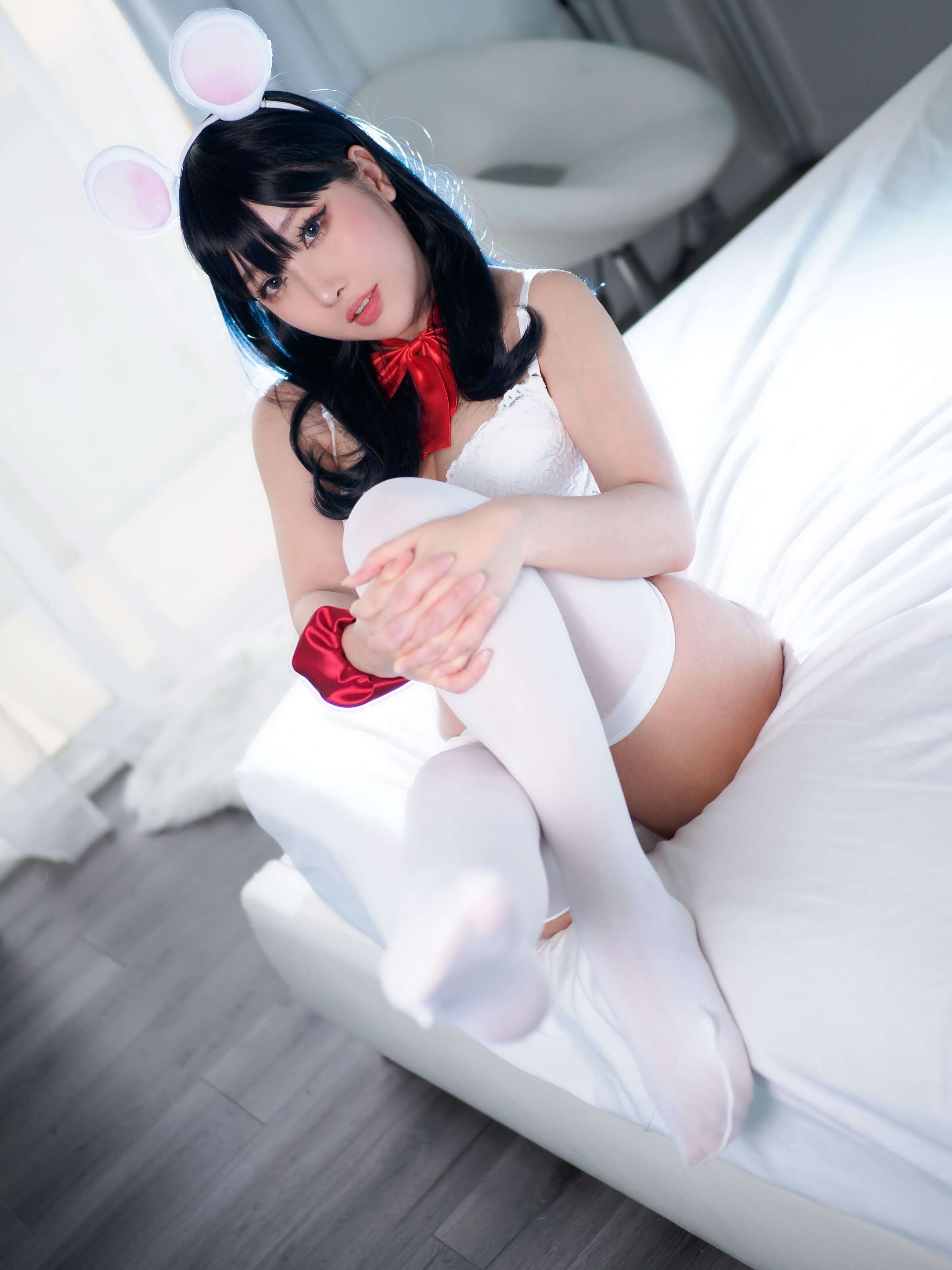 09