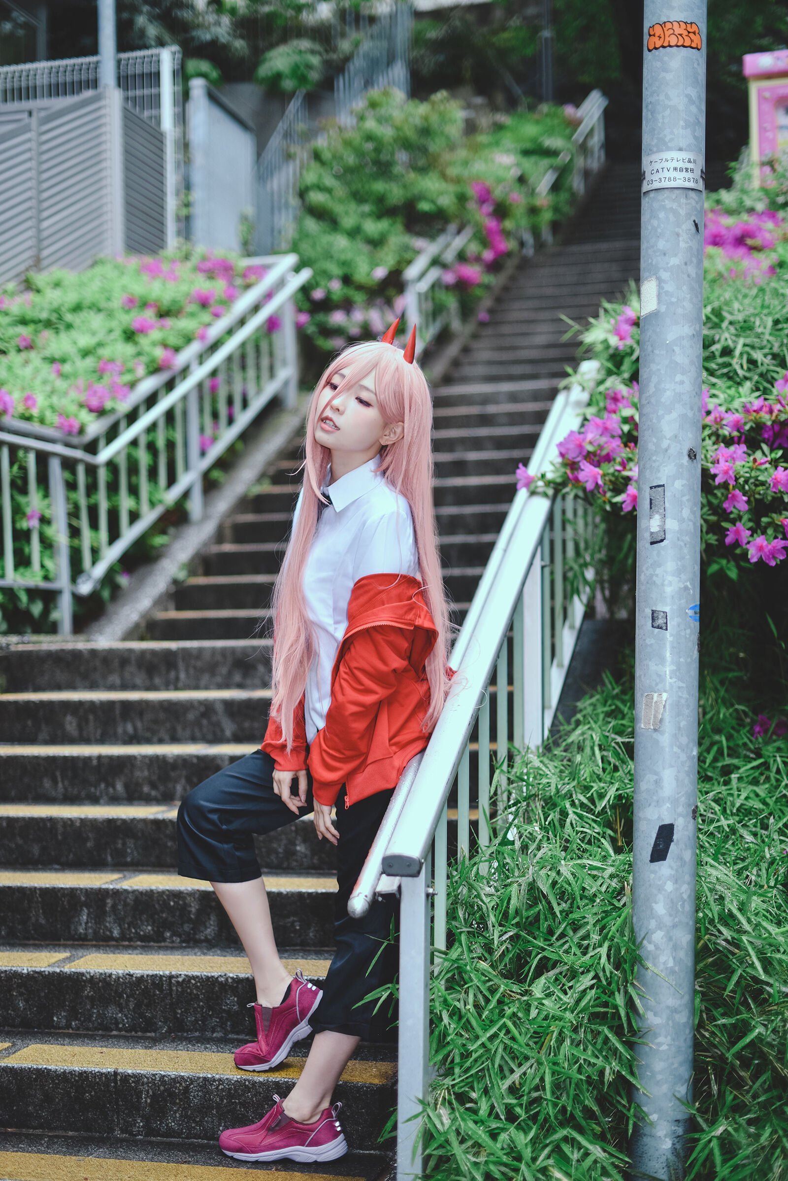 06