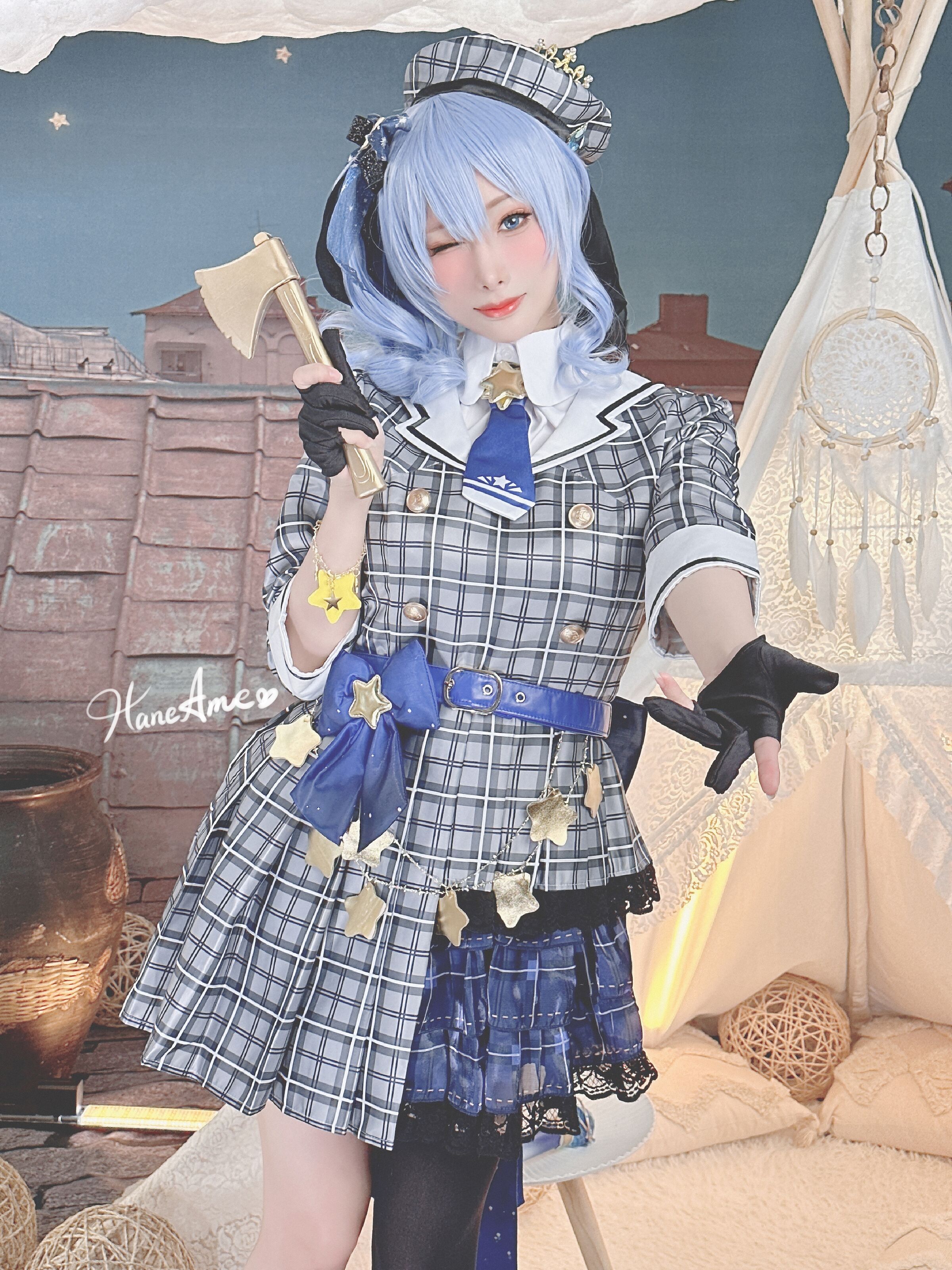 23