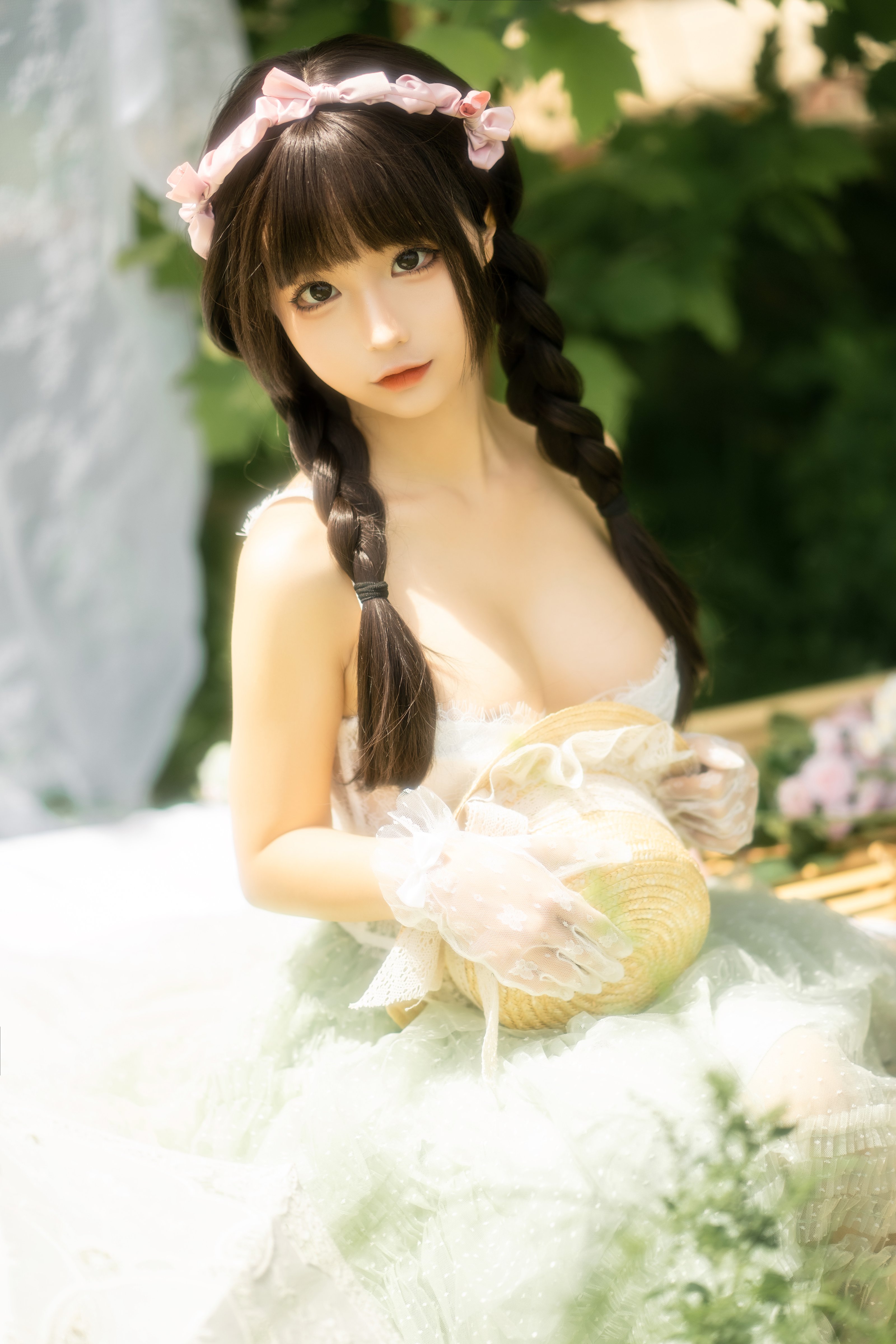 004