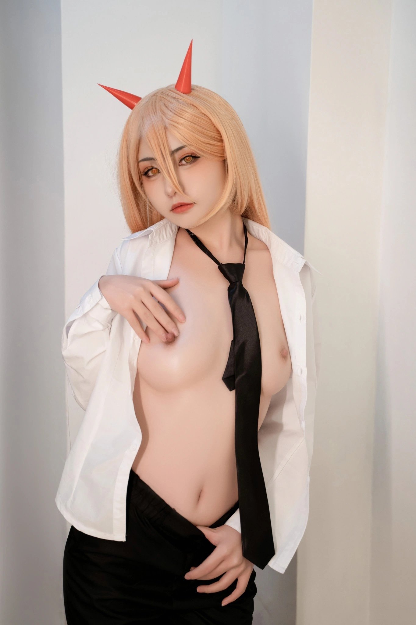 23