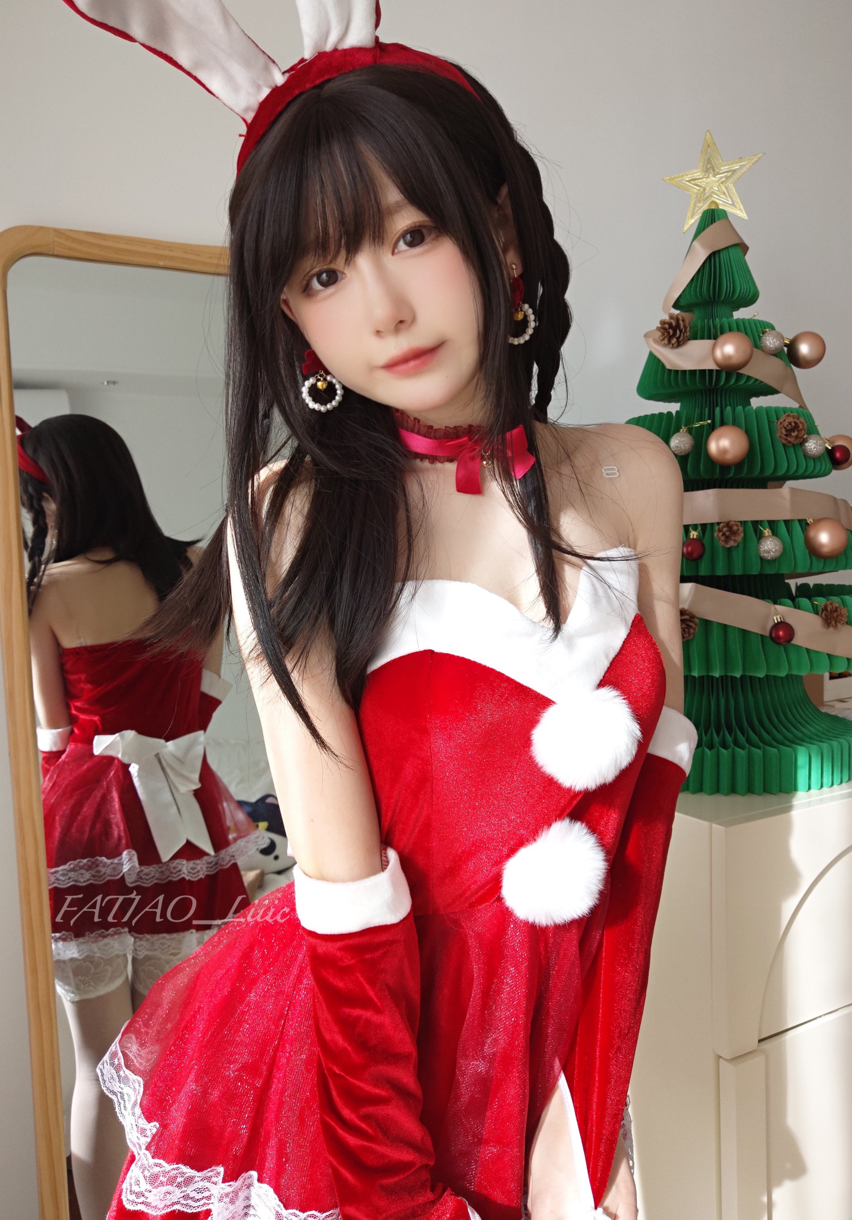 2022-12-19いたずらっ子のウサギさんがあなたと一緒にクリスマスを過ごします23P1V-76MB-2