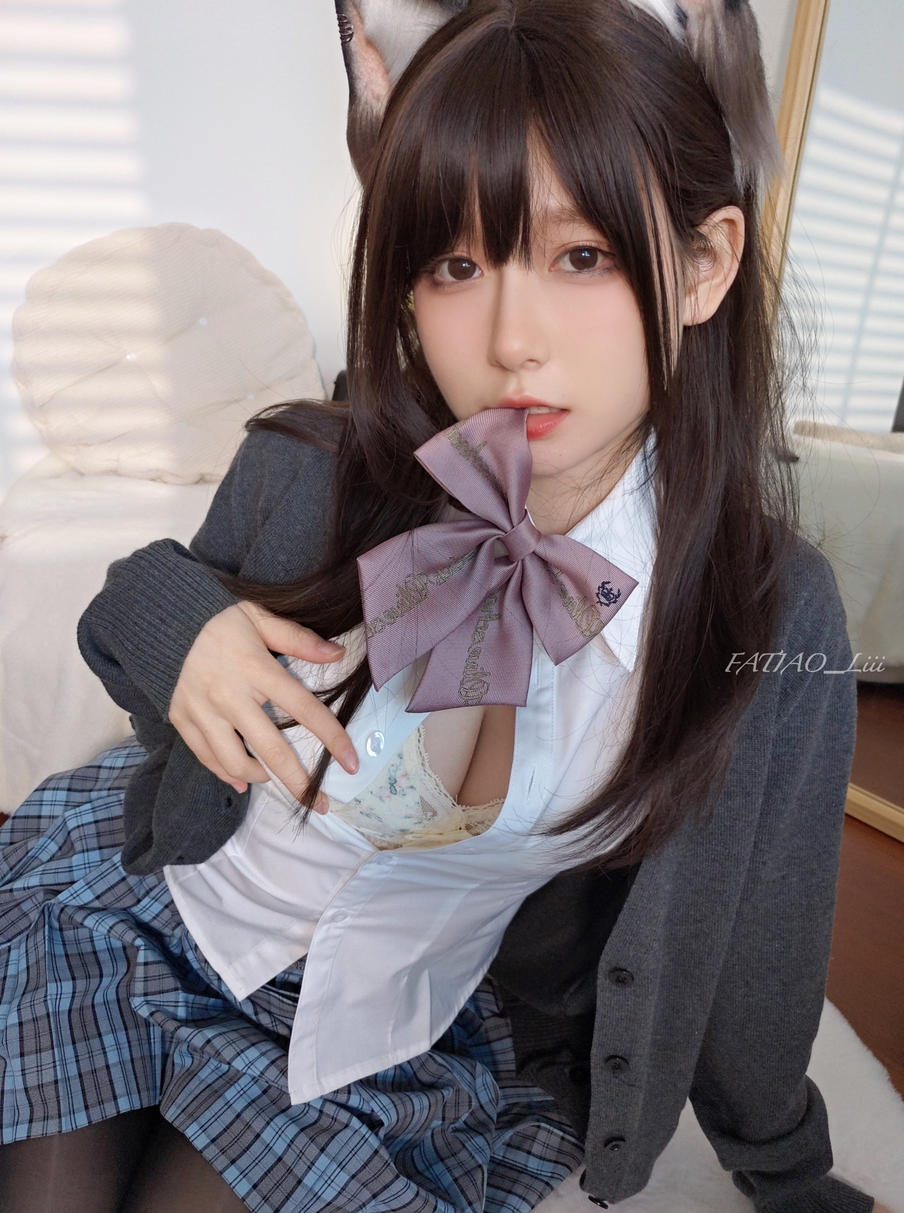00127