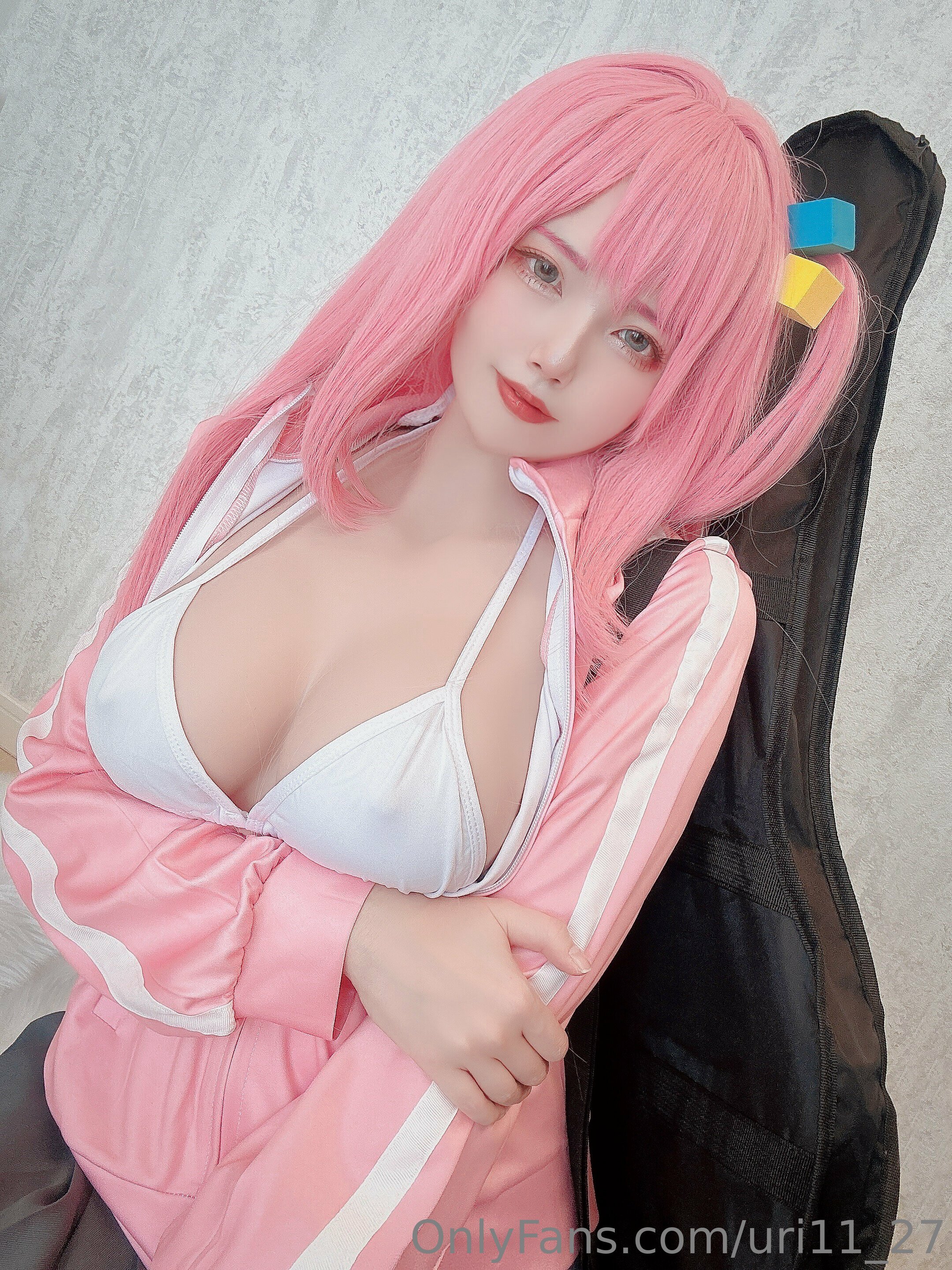 09